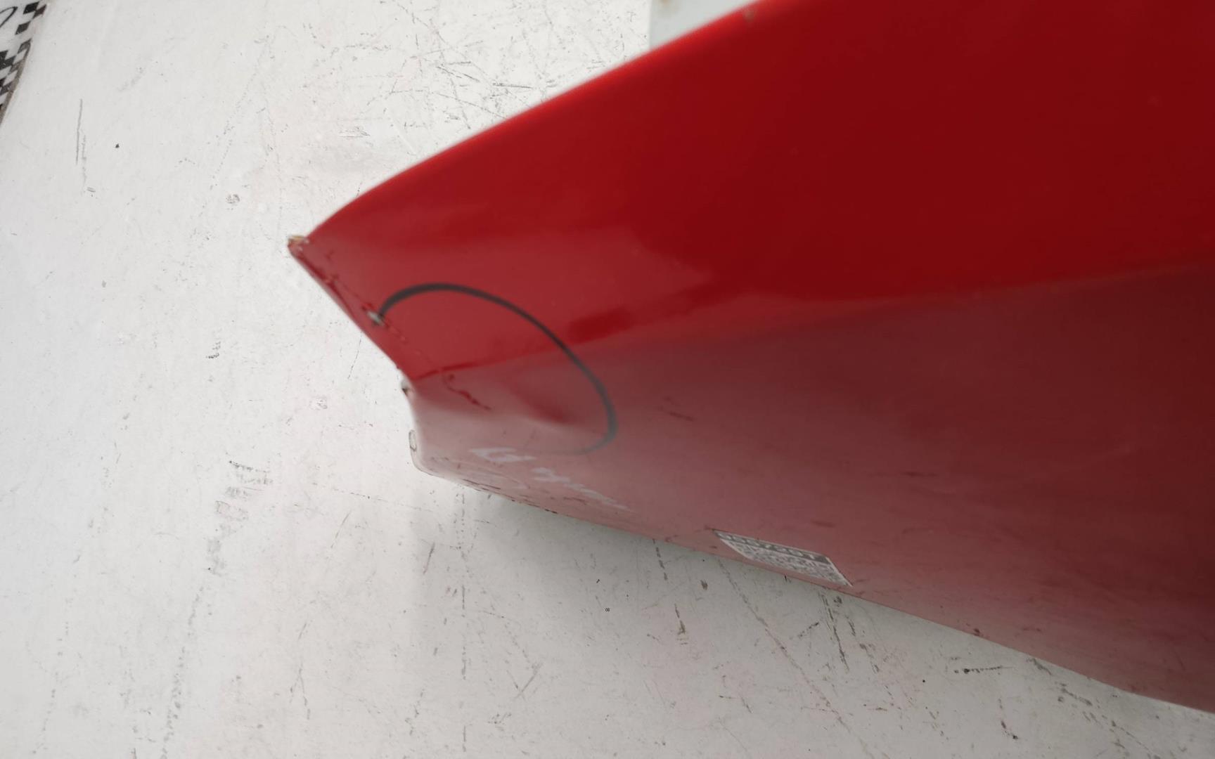 Крыло переднее левое