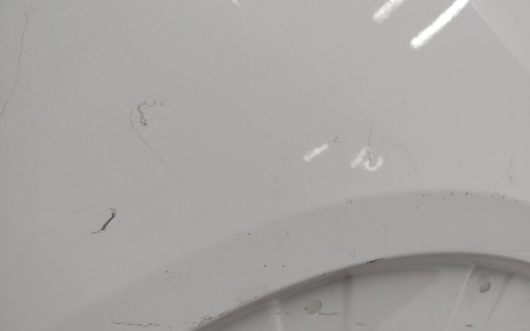 Крыло переднее правое