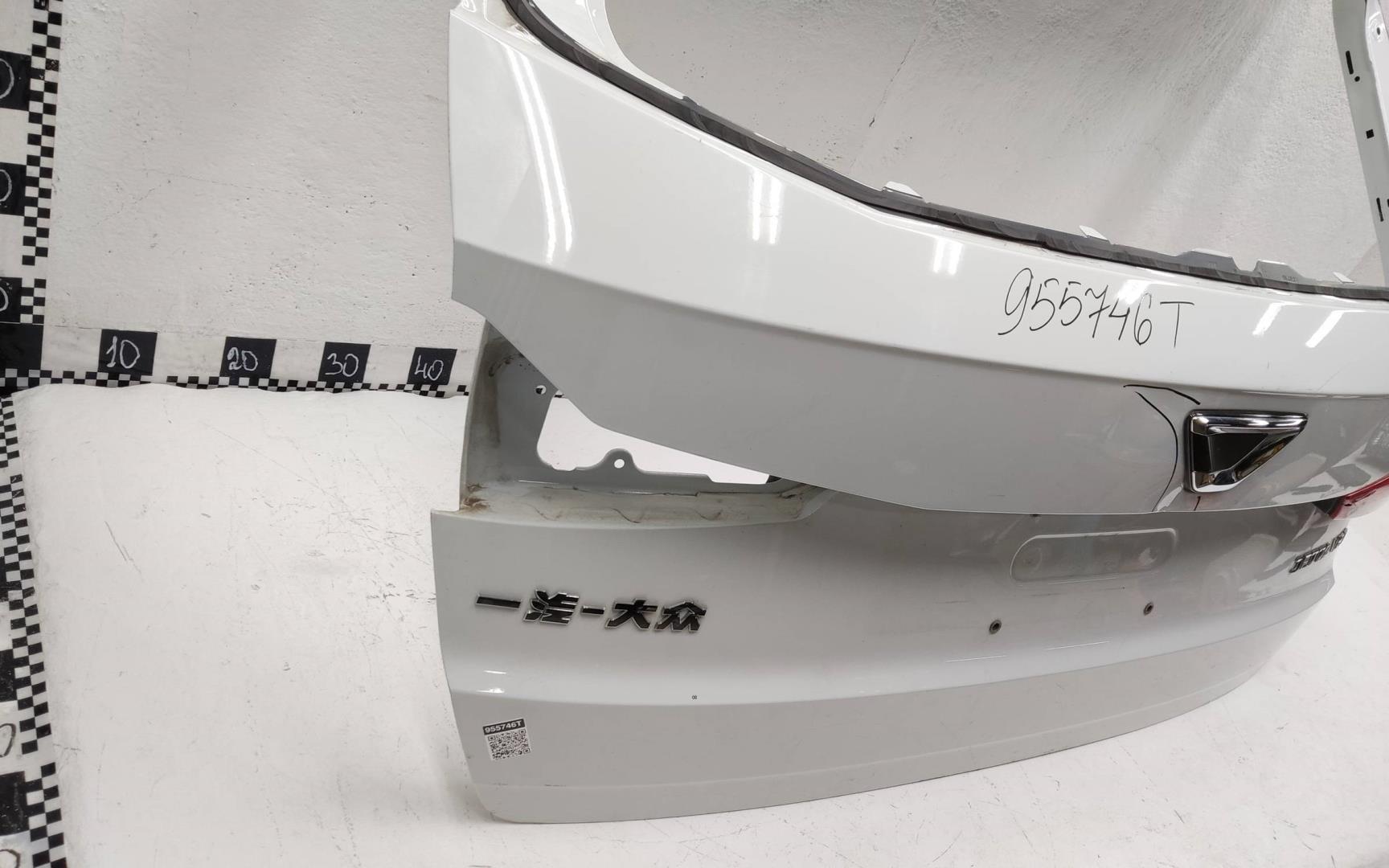 Крышка багажника