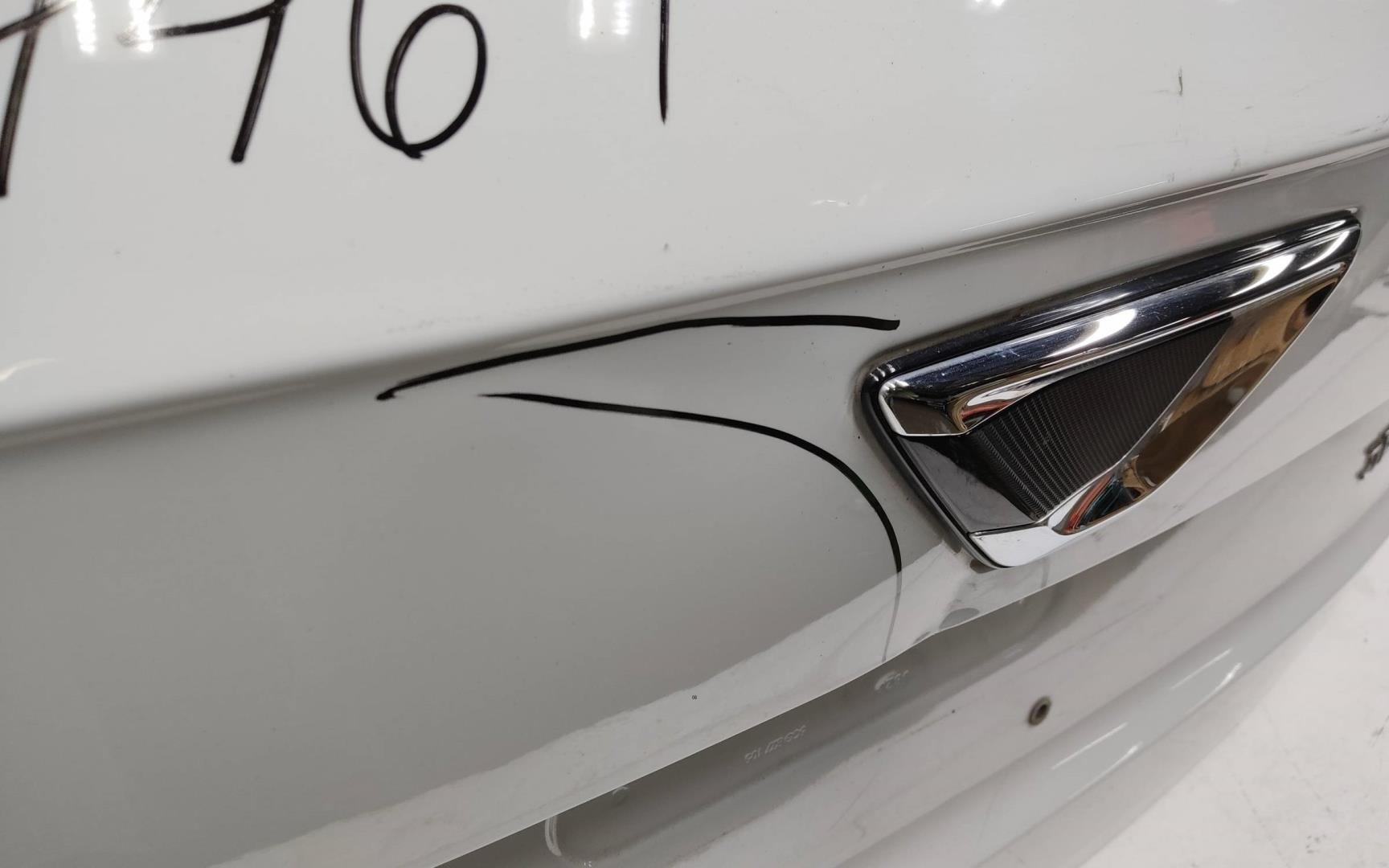 Крышка багажника