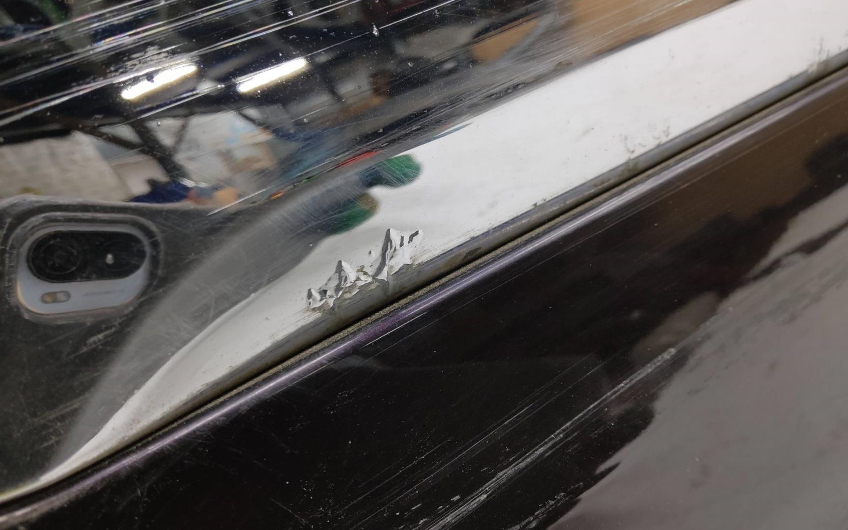 Дверь задняя правая