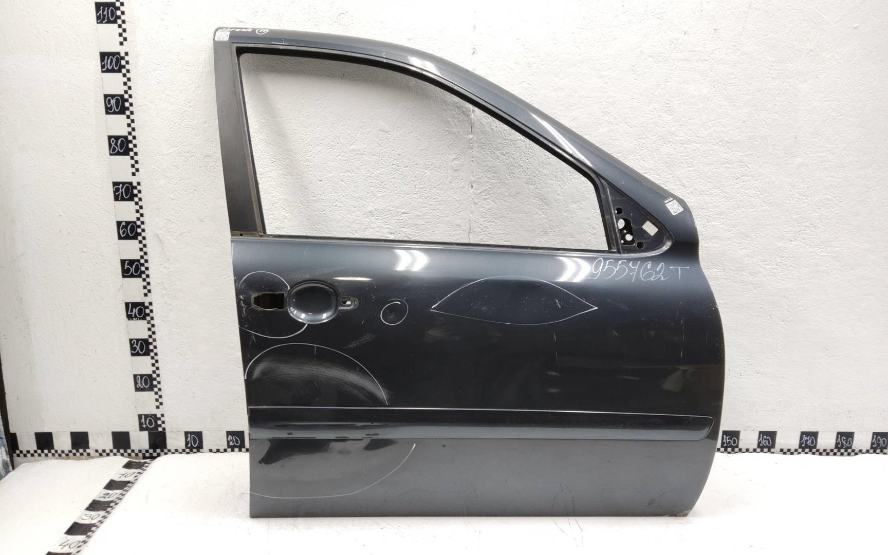 Дверь передняя правая