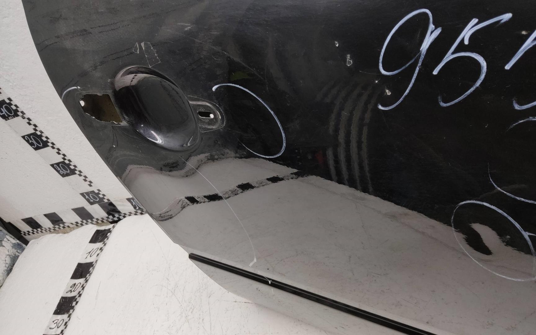 Дверь передняя правая