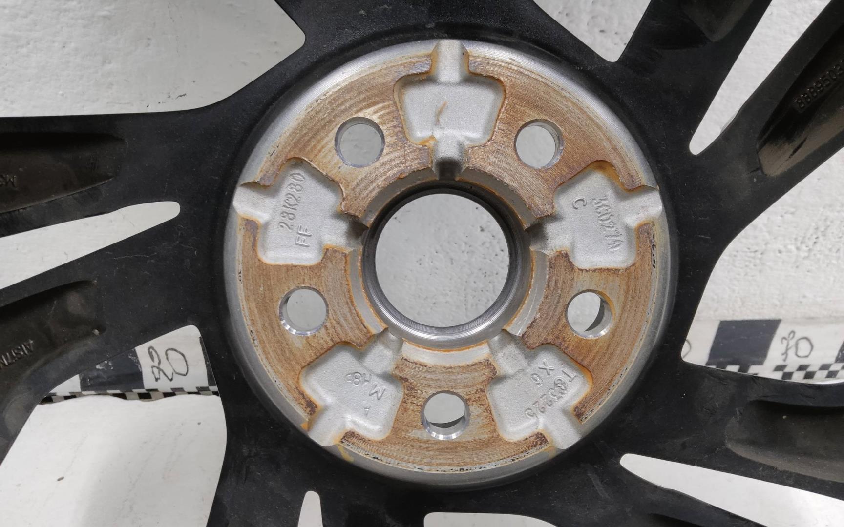 Диск колесный литой легкий сплав