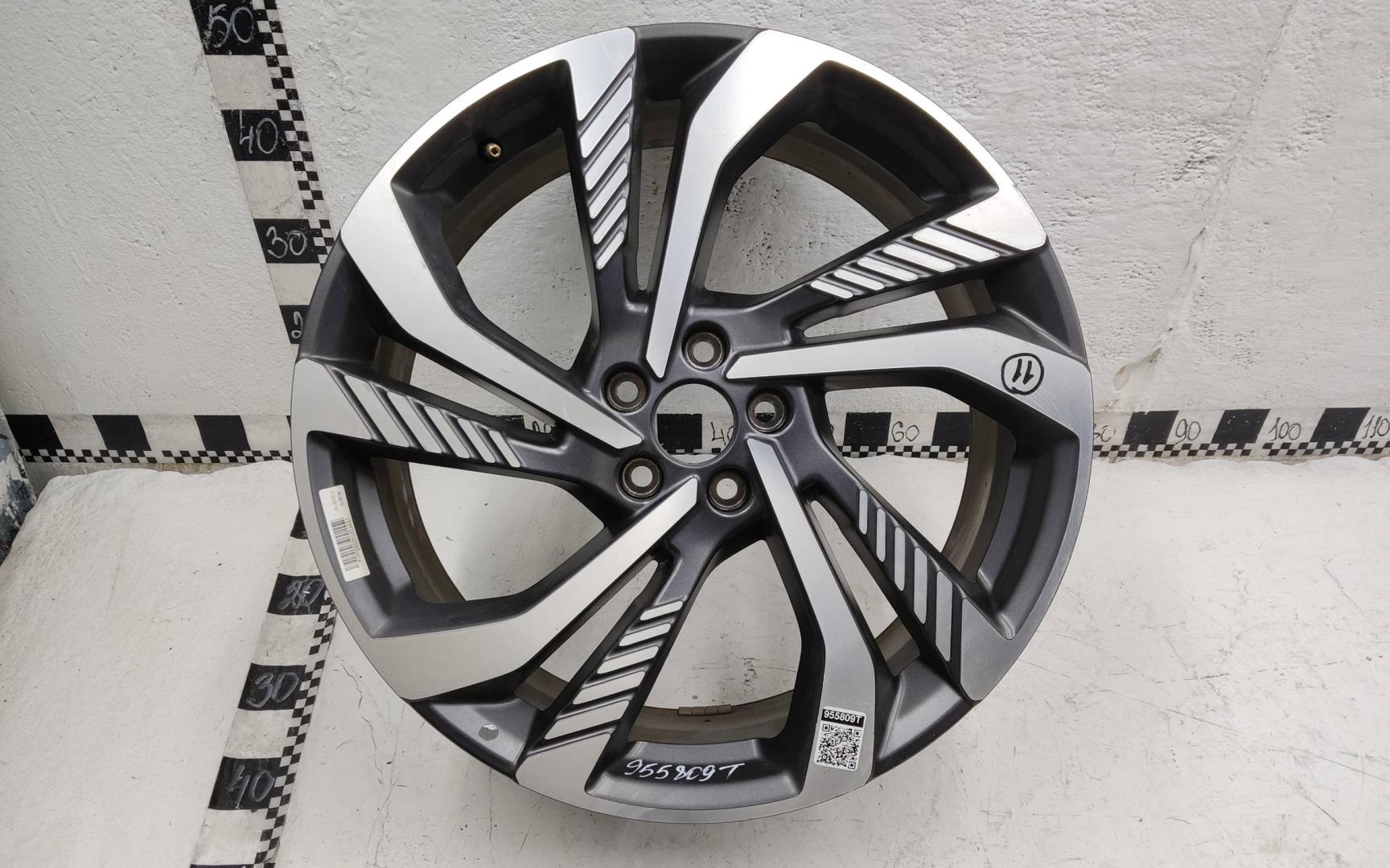 Диск колесный литой легкий сплав