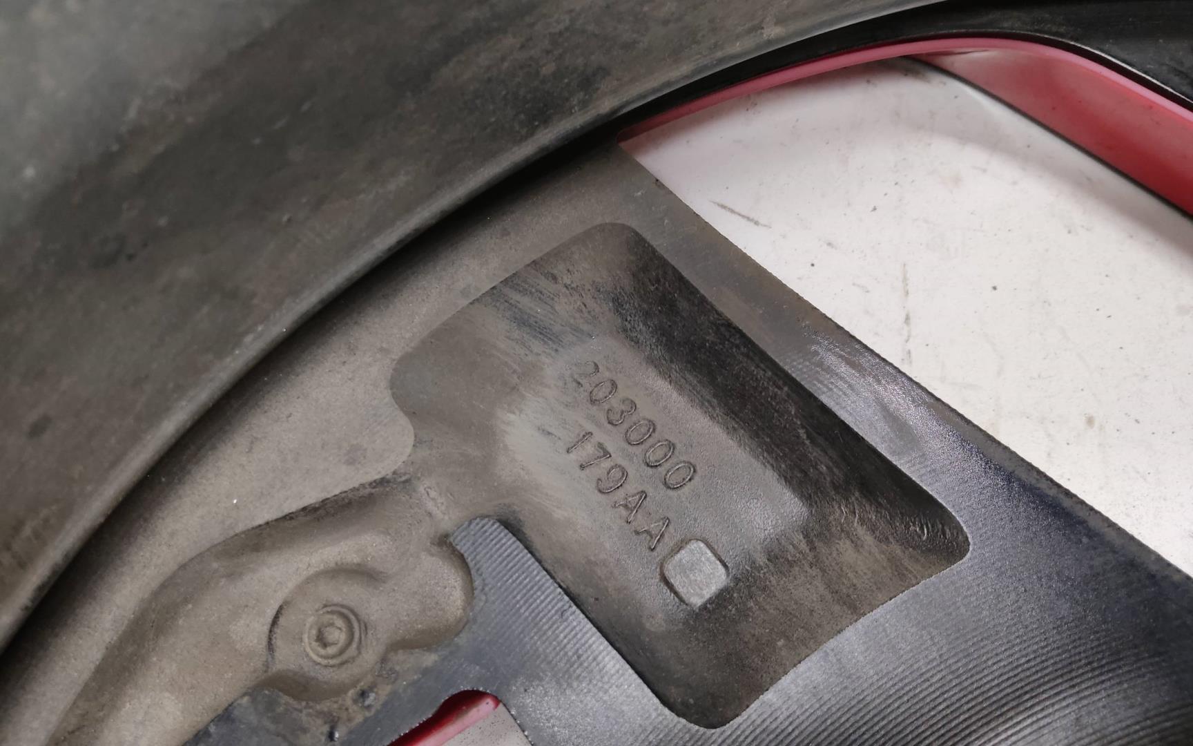 Диск колесный литой легкий сплав