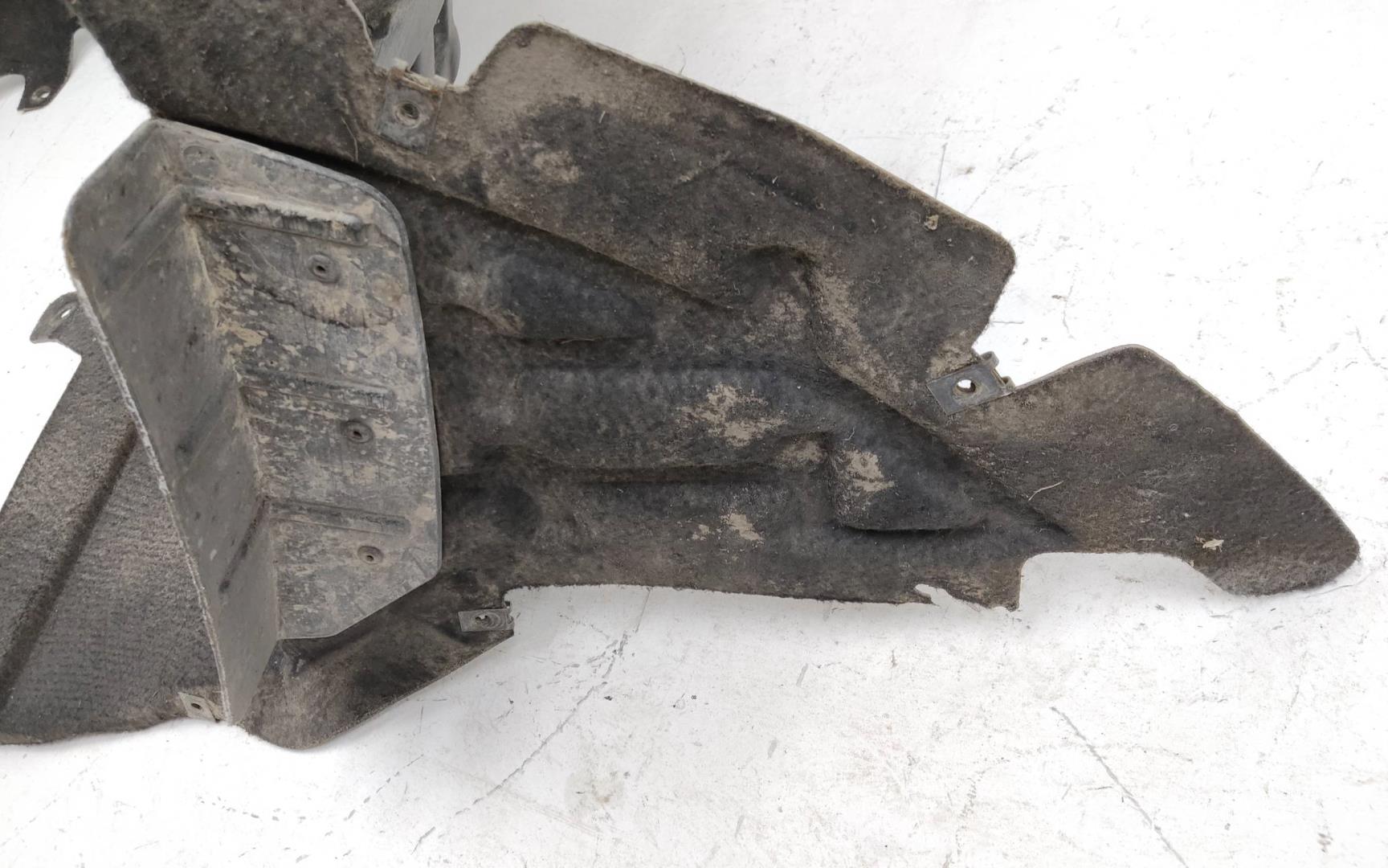 Локер передний правый