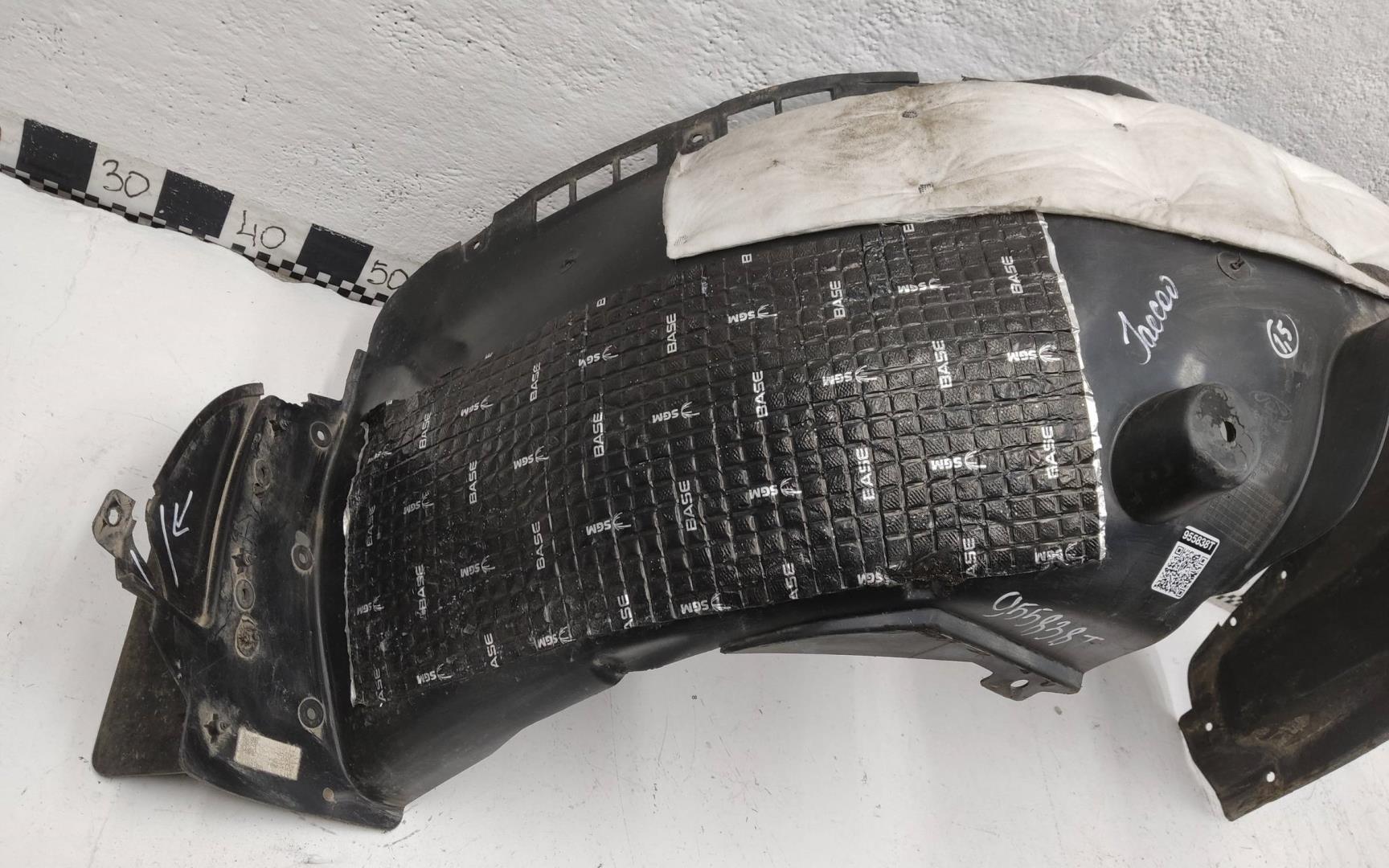 Локер передний правый