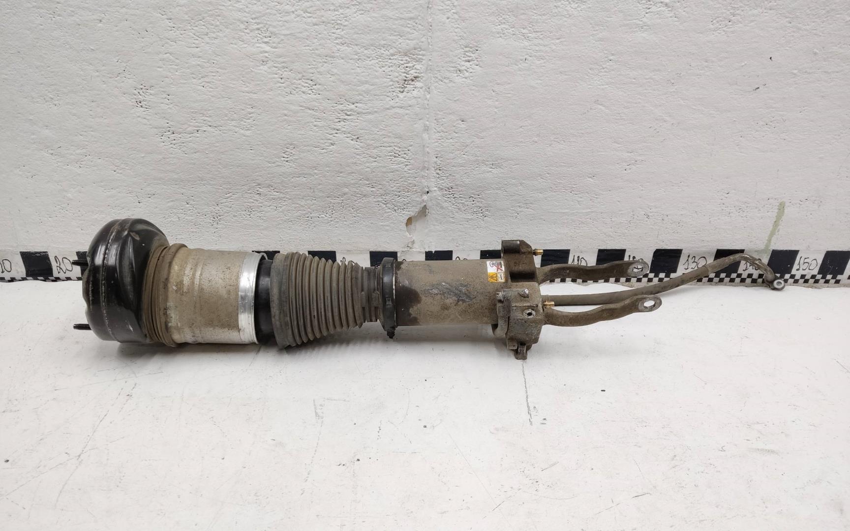 Амортизатор передний