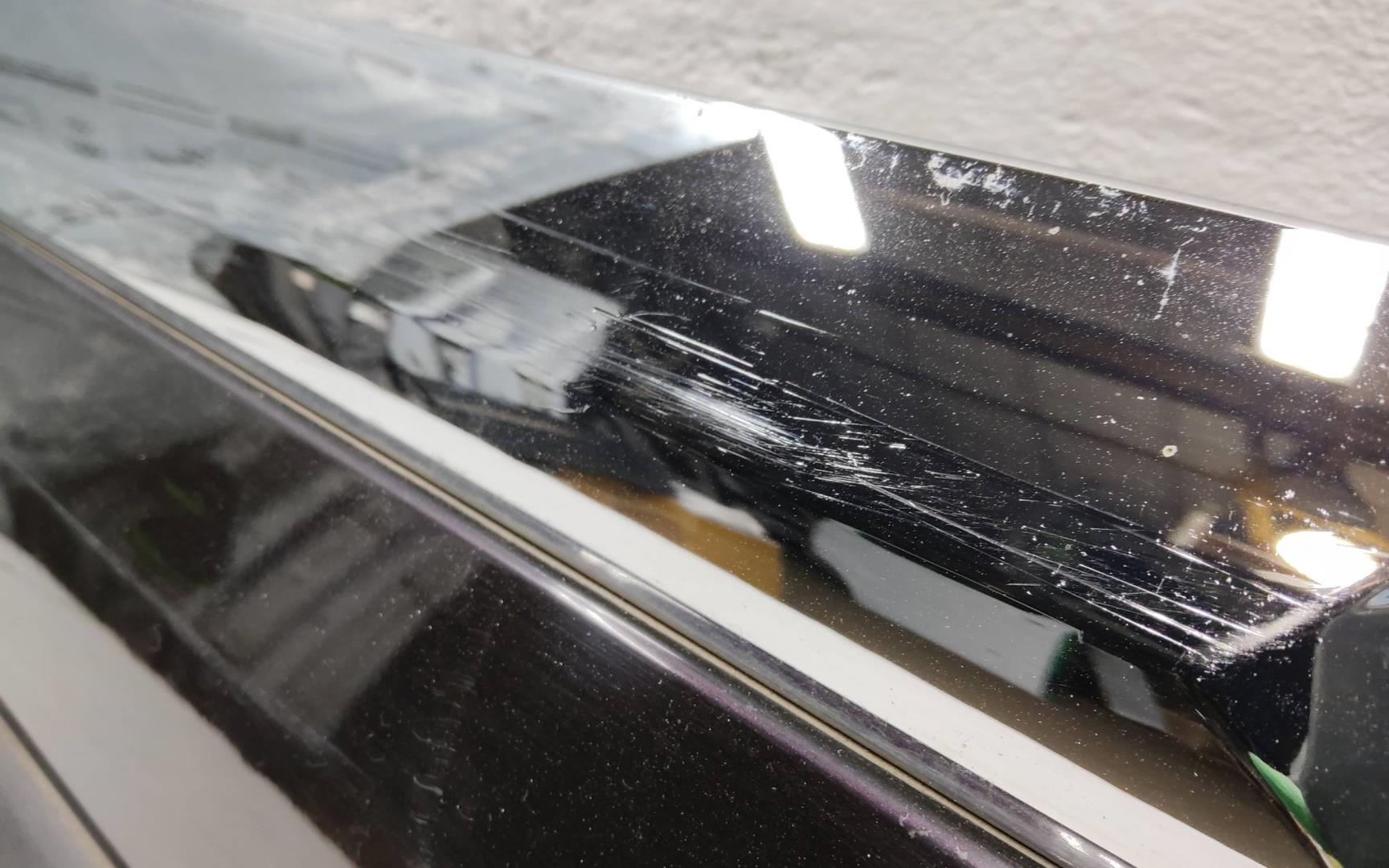 Накладка двери задней правой