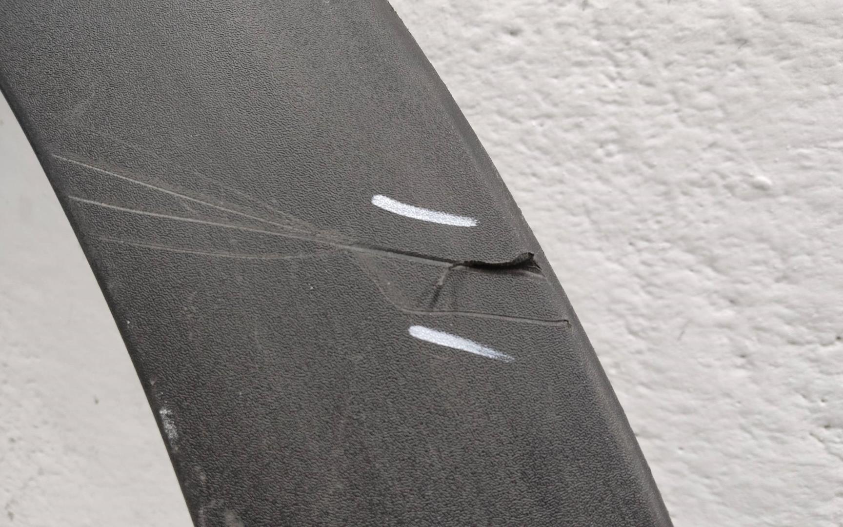 Накладка двери задней правой