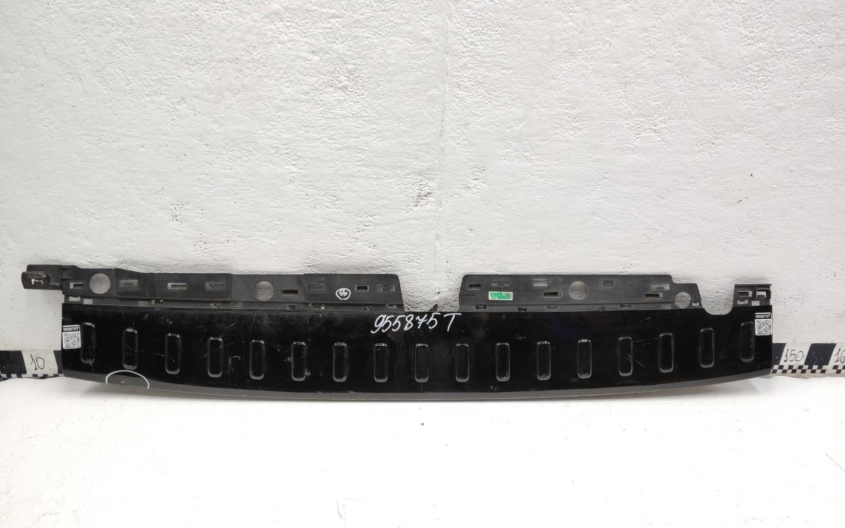 Накладка заднего бампера