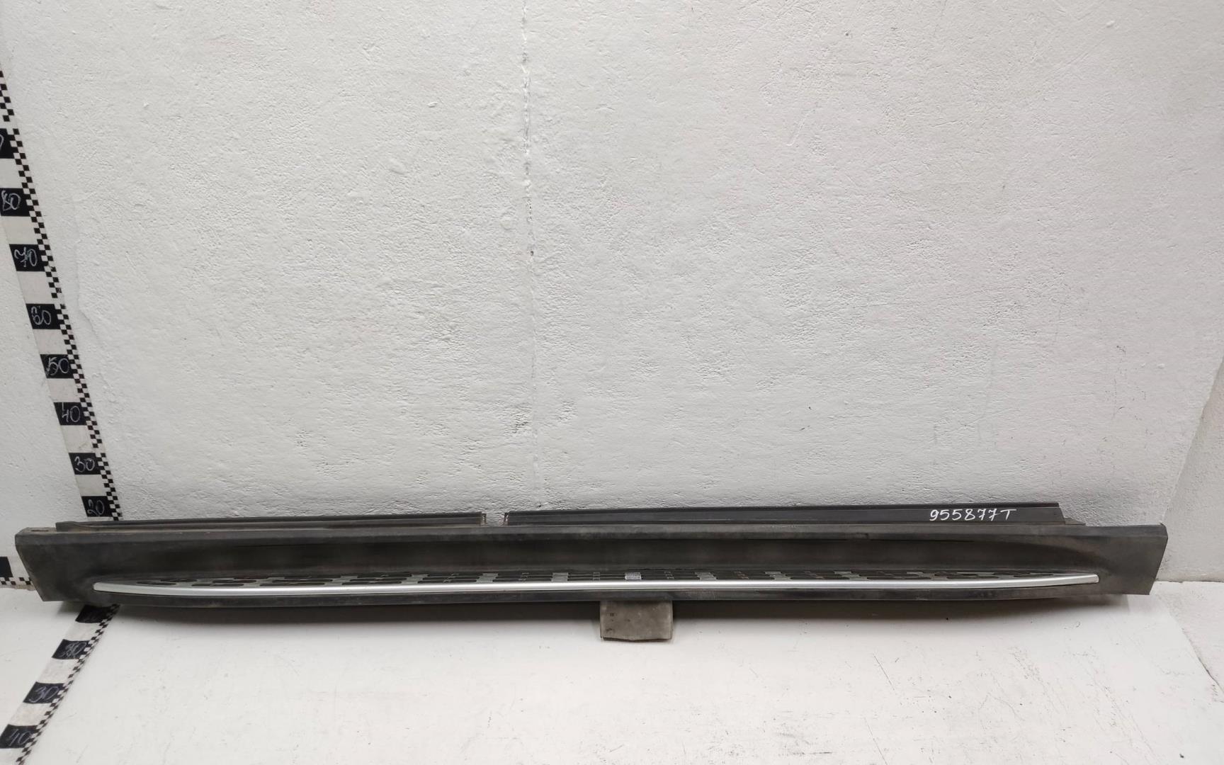 Подножка правая