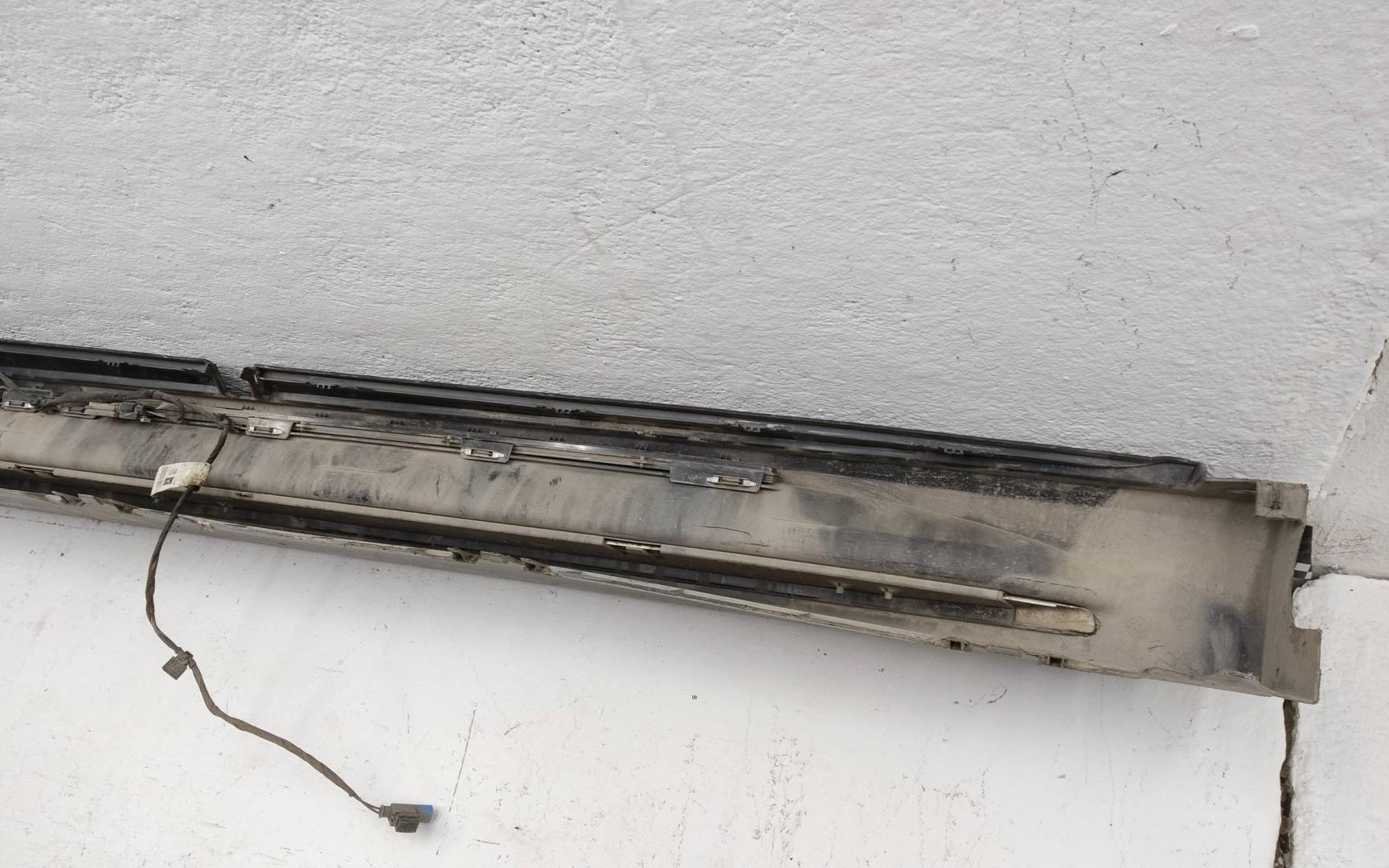 Подножка правая