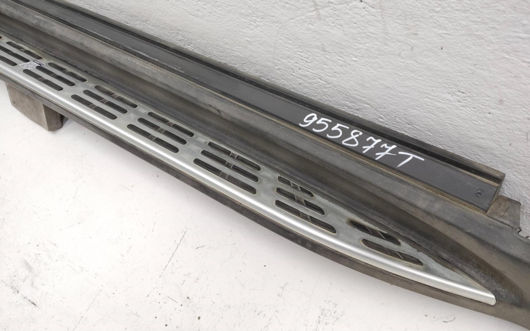 Подножка правая