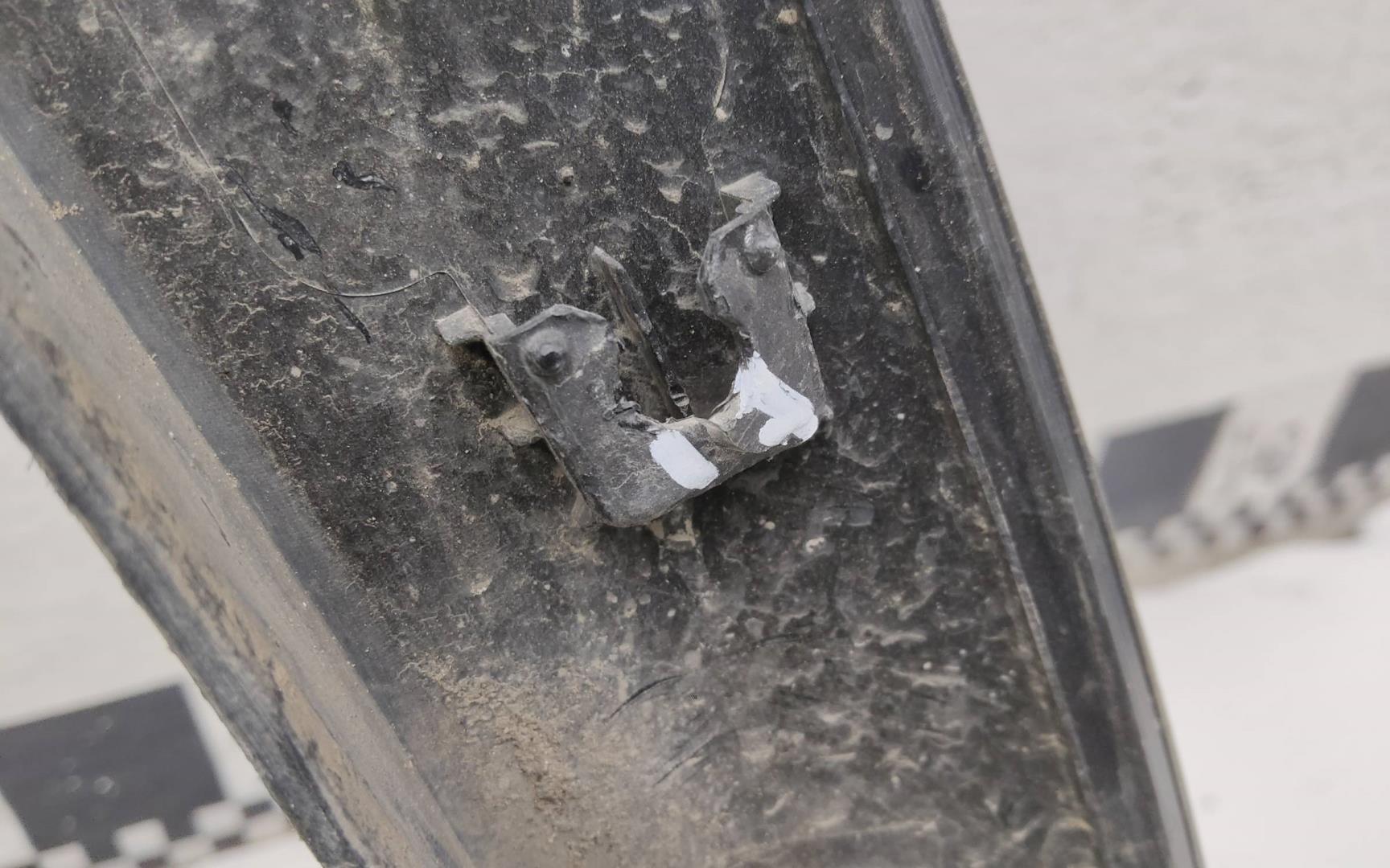 Накладка переднего крыла правого