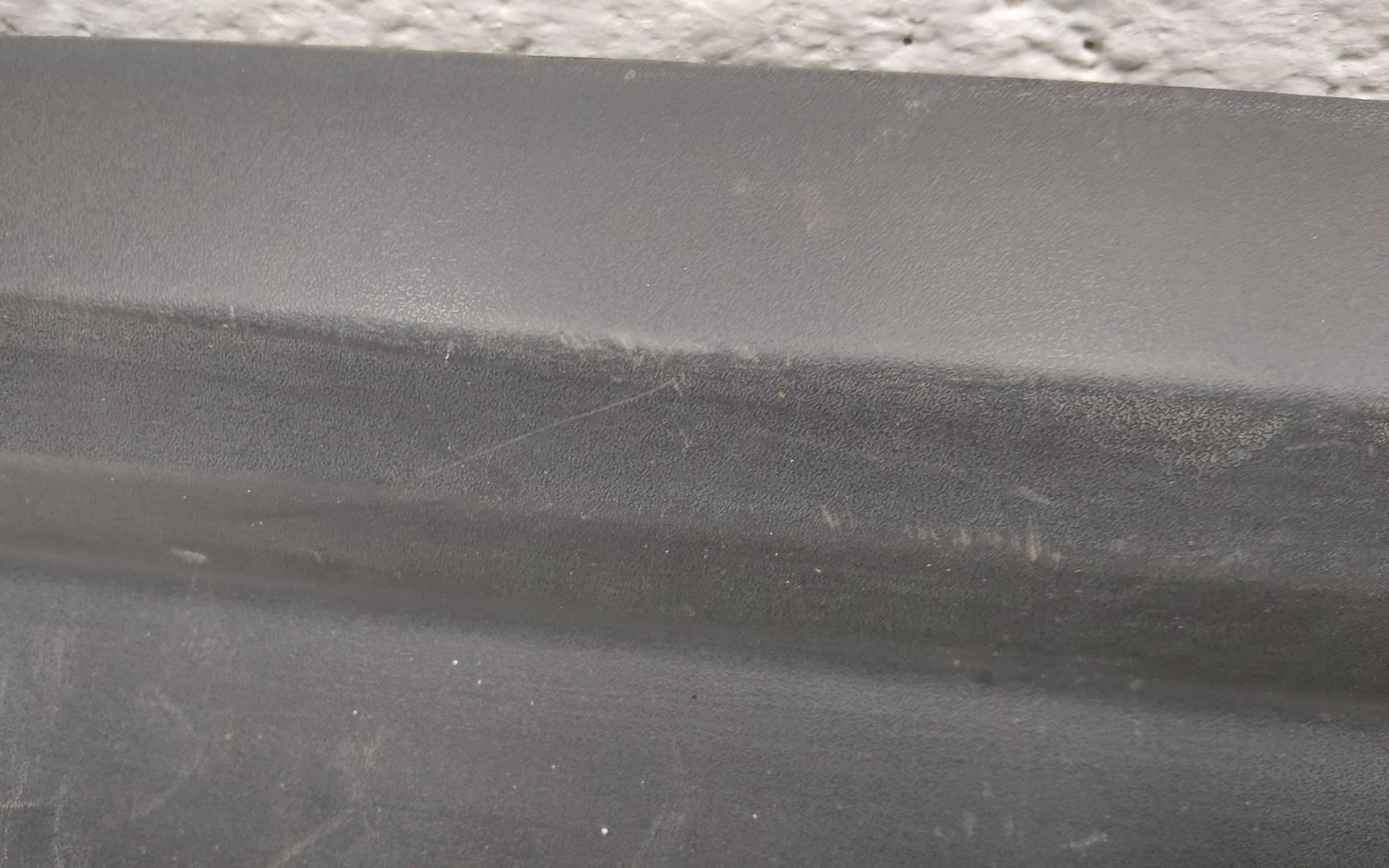 Накладка двери передней правой