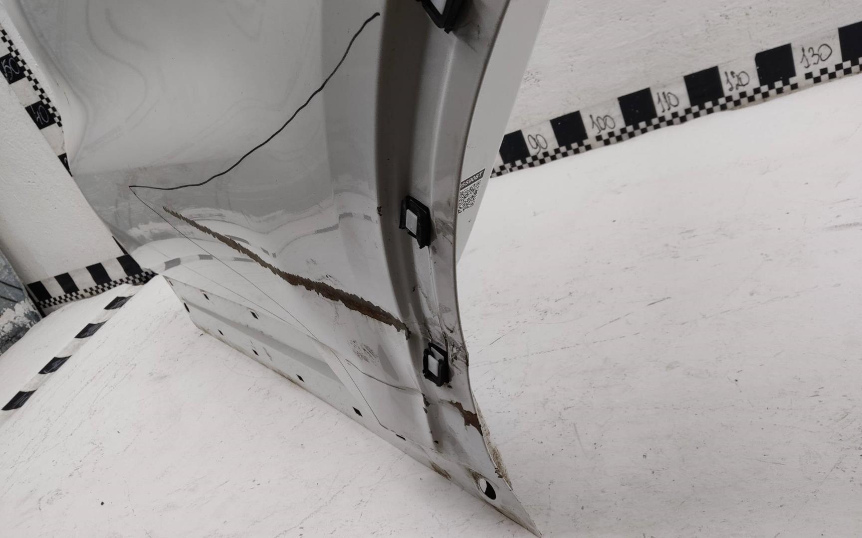 Дверь задняя левая