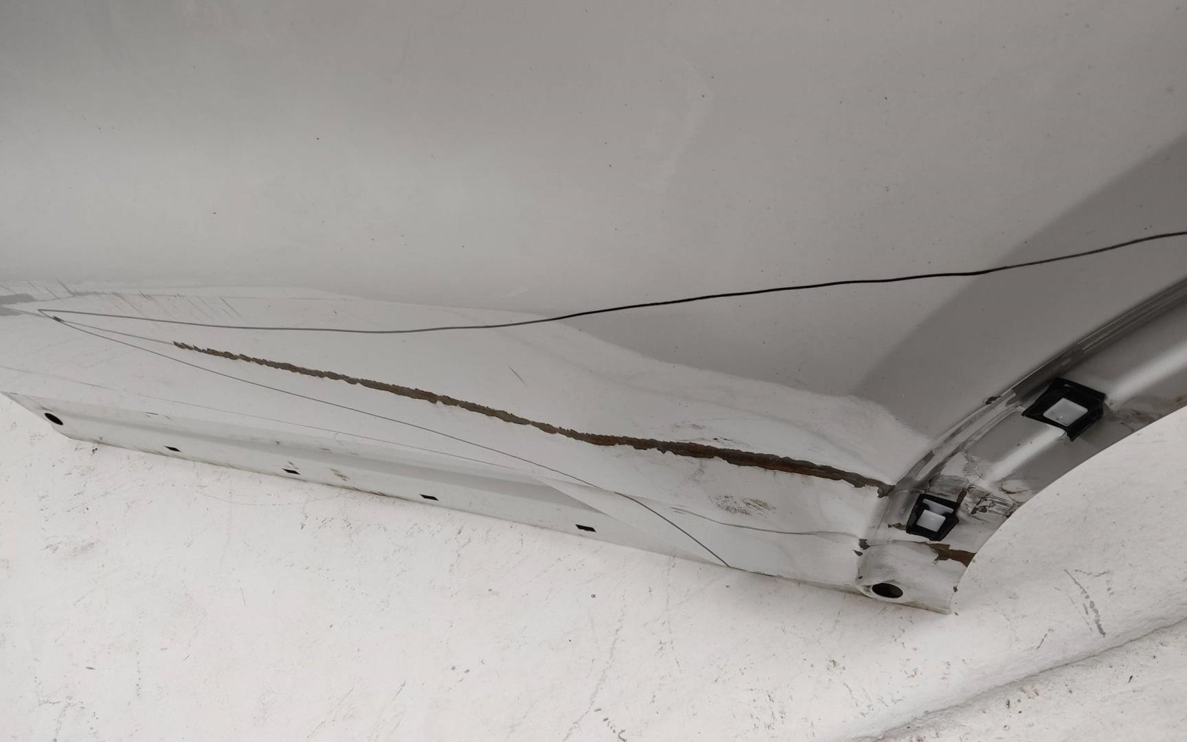 Дверь задняя левая