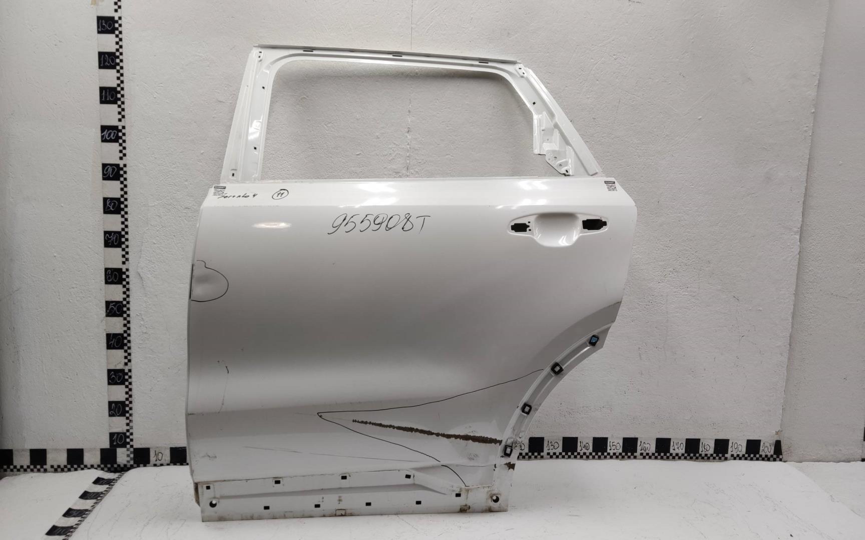 Дверь задняя левая