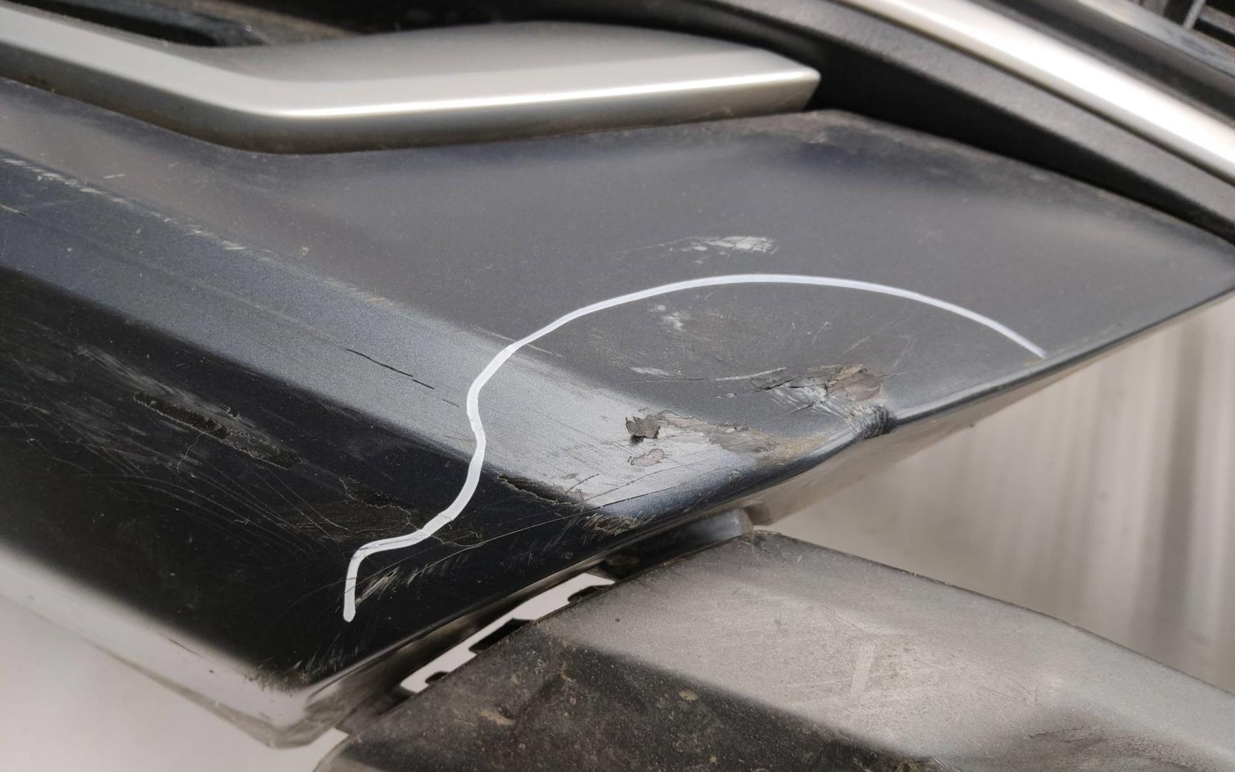 Бампер передний