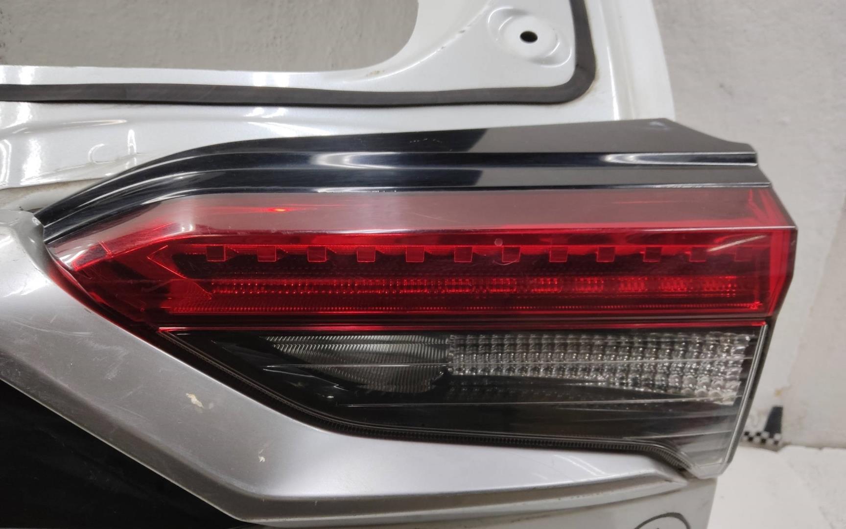 Крышка багажника