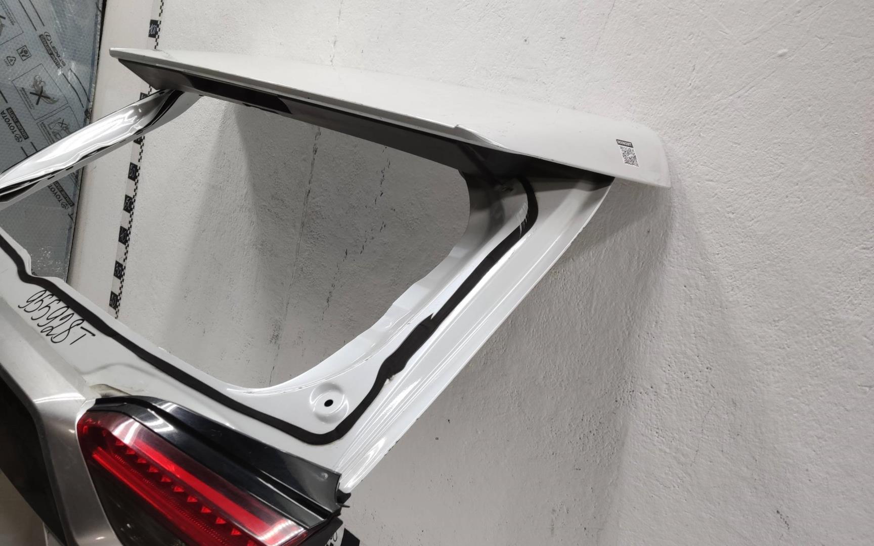 Крышка багажника