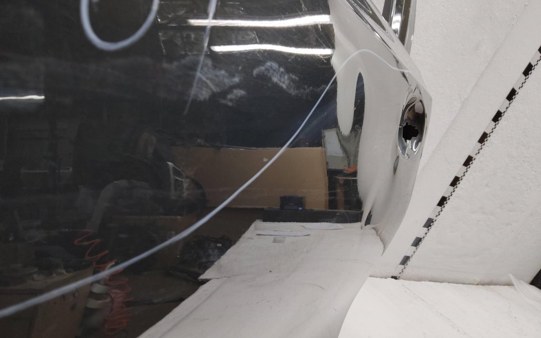 Дверь передняя левая