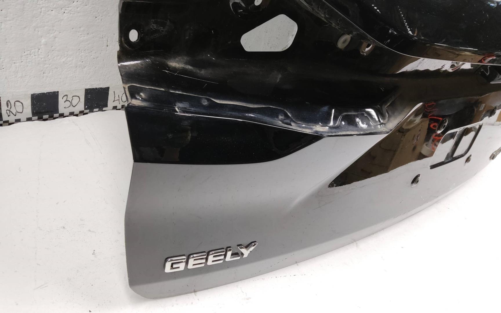 Крышка багажника