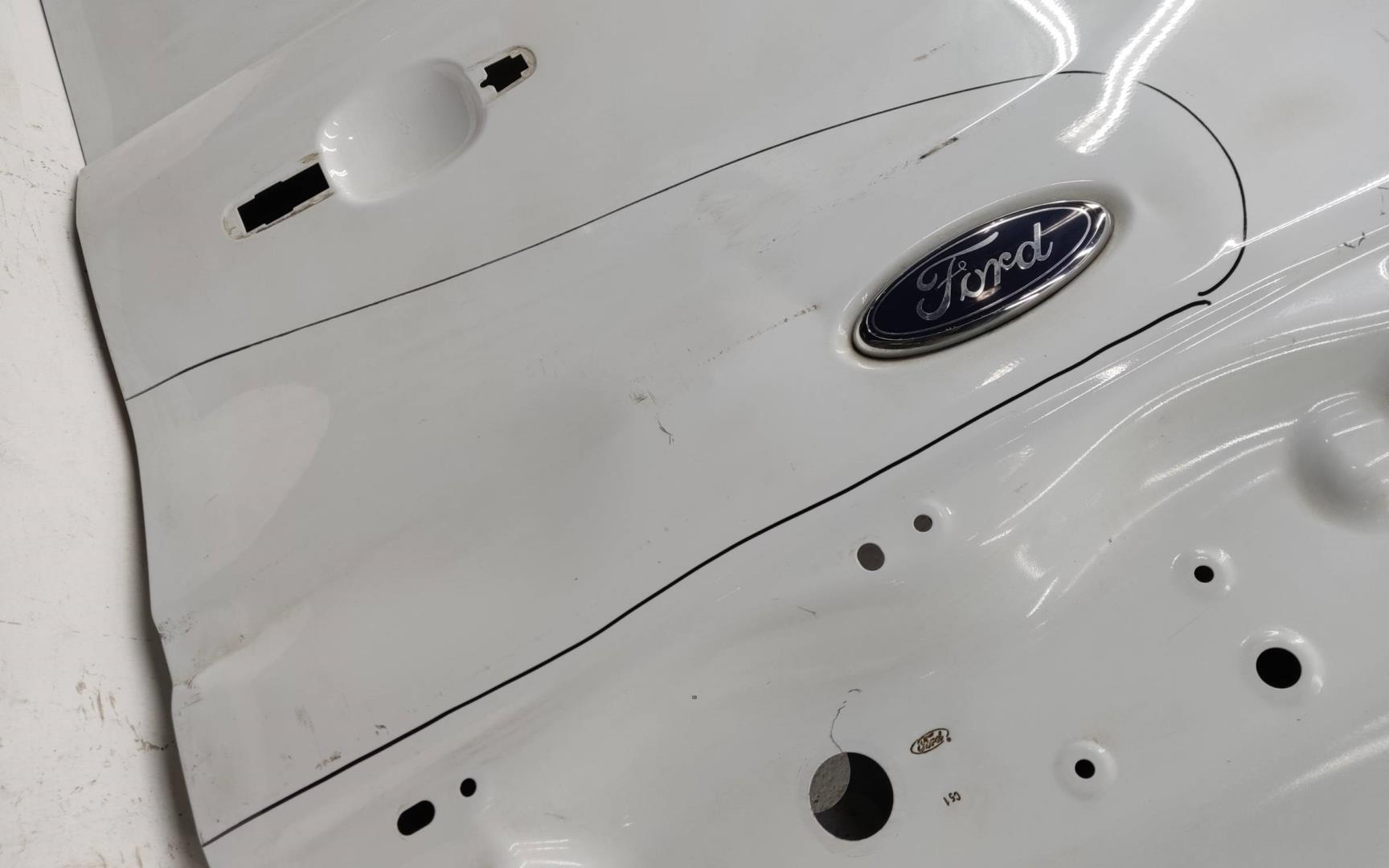 Дверь задняя правая