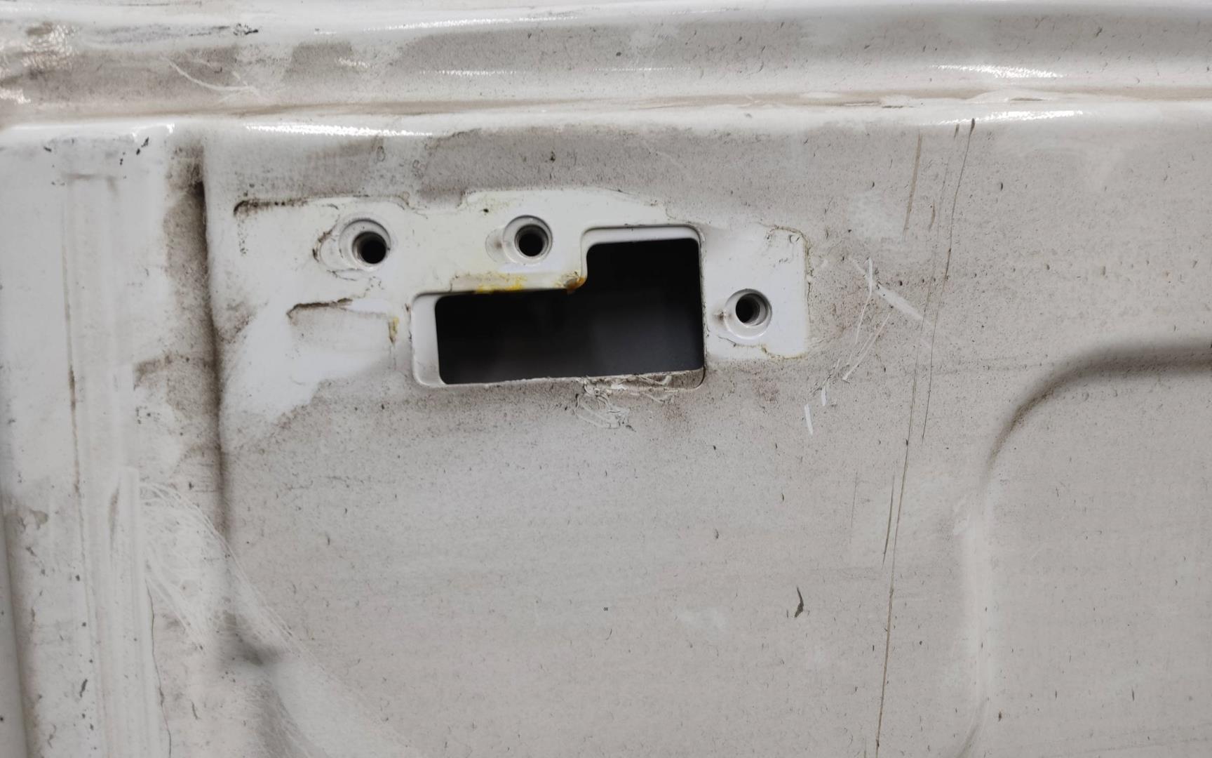 Дверь задняя правая