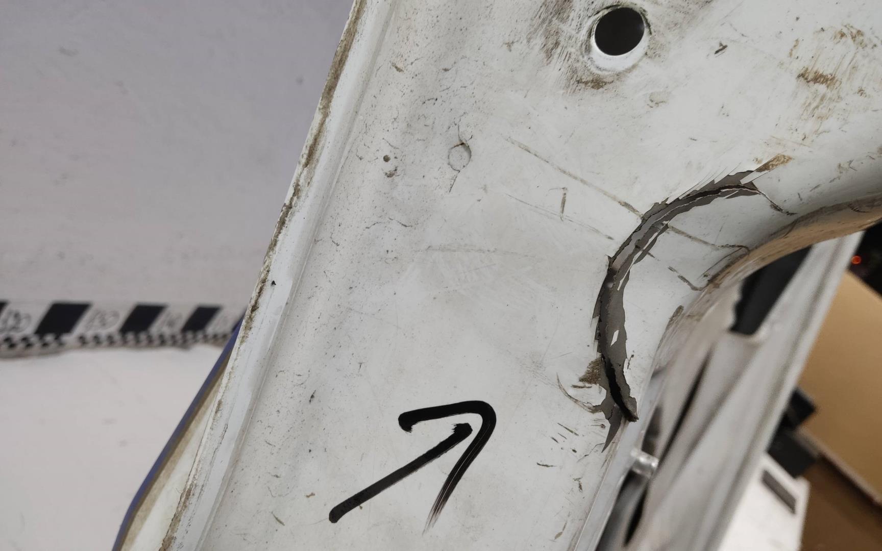 Дверь задняя левая