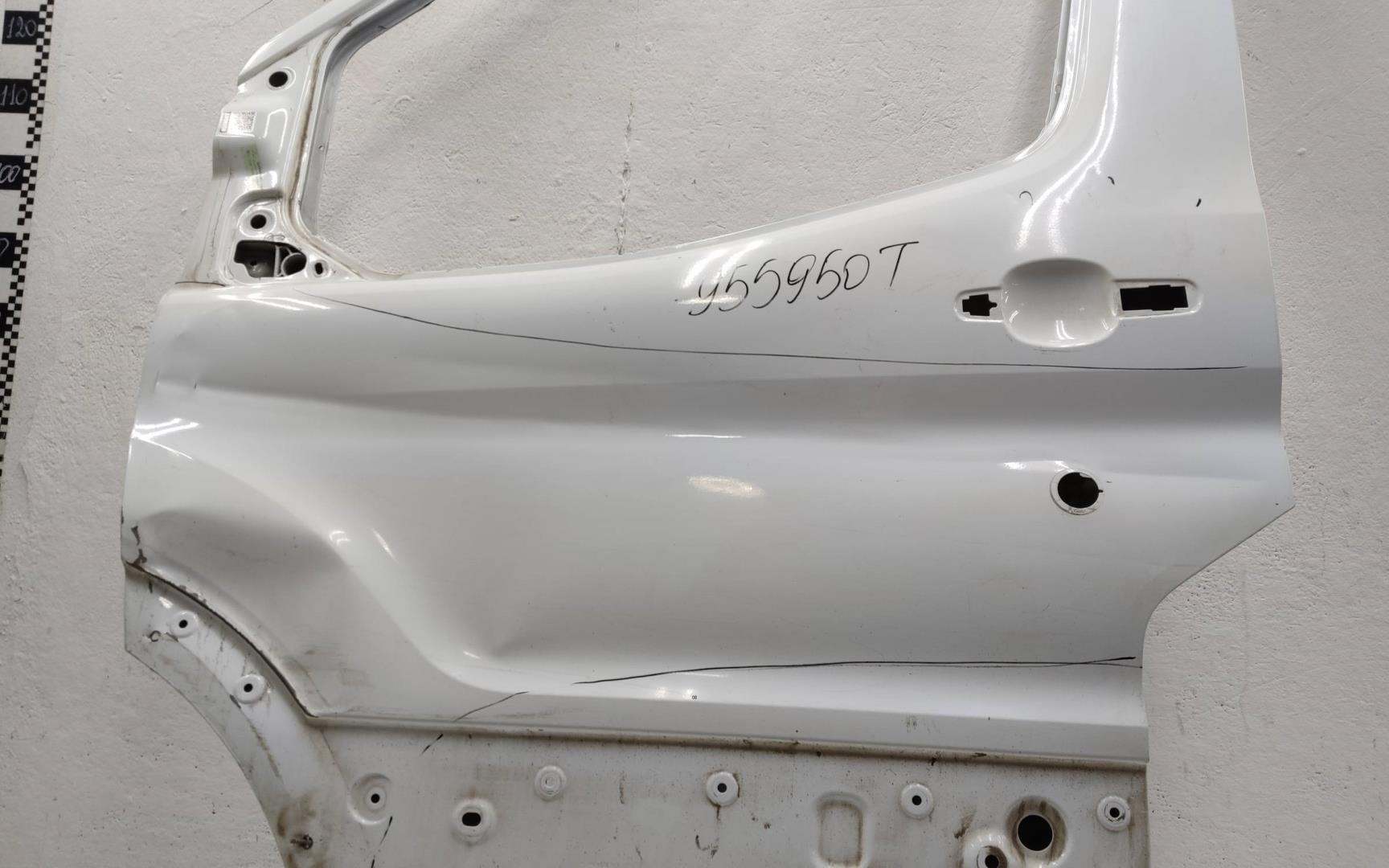 Дверь передняя левая