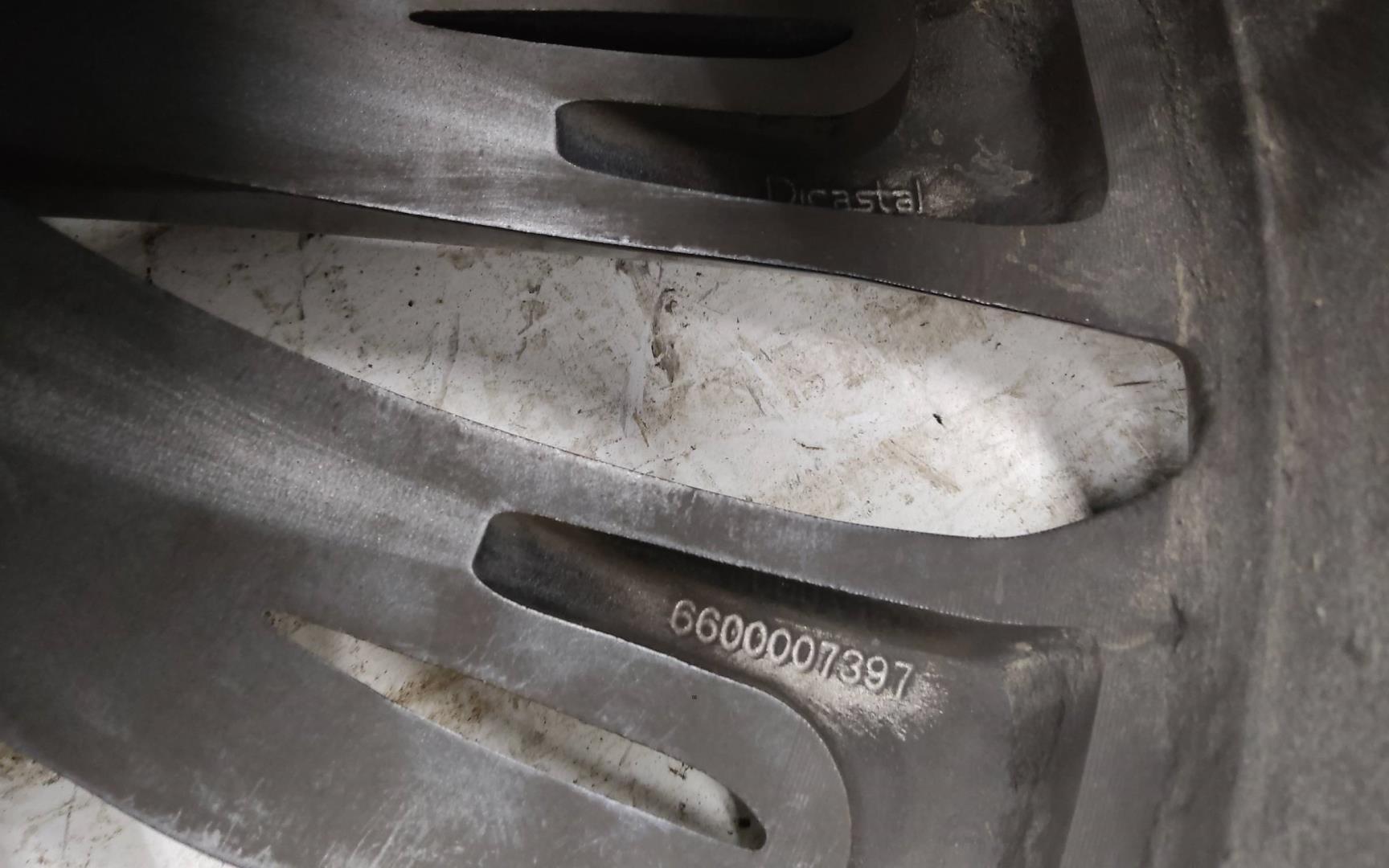 Диск колесный литой легкий сплав