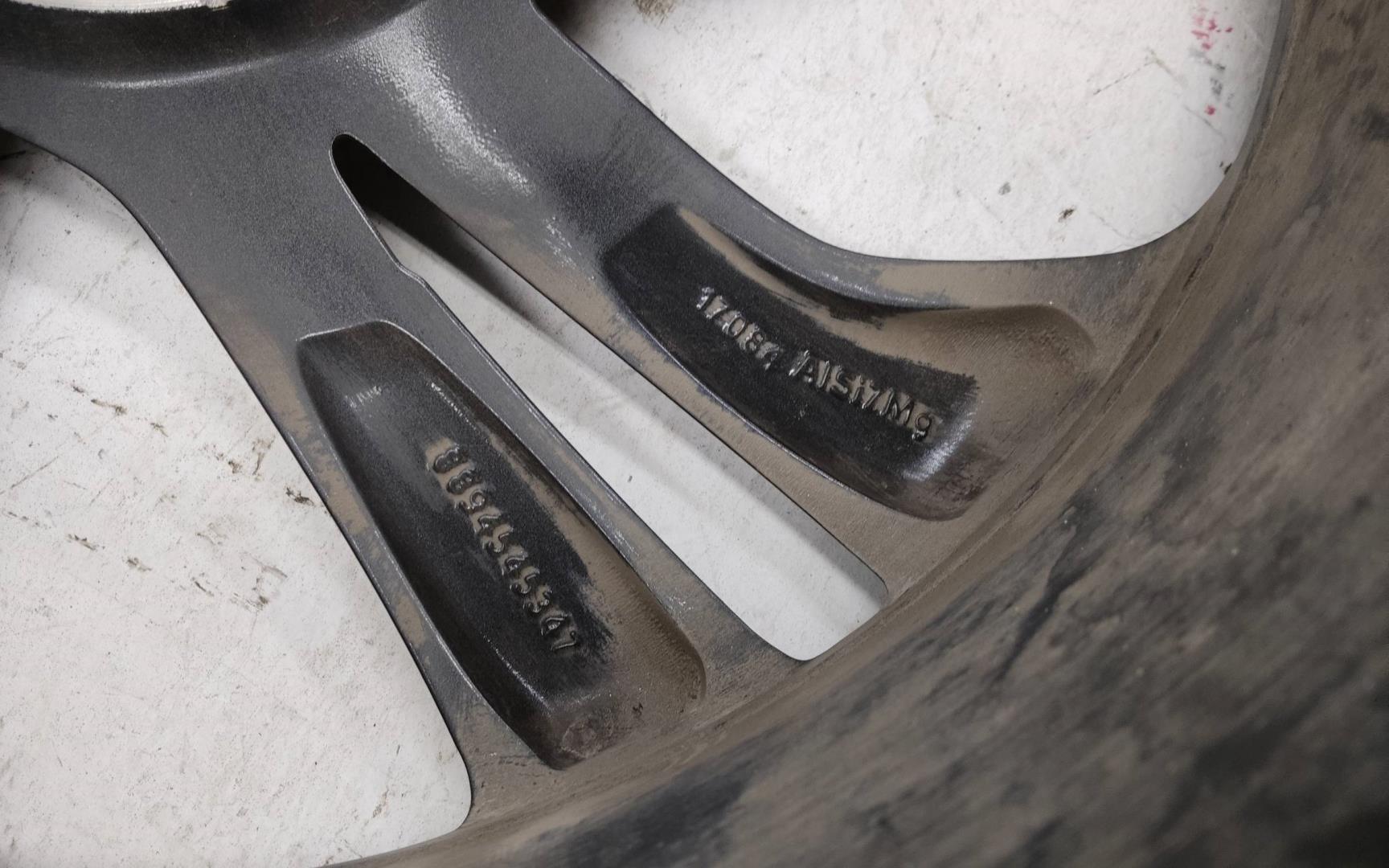 Диск колесный литой легкий сплав