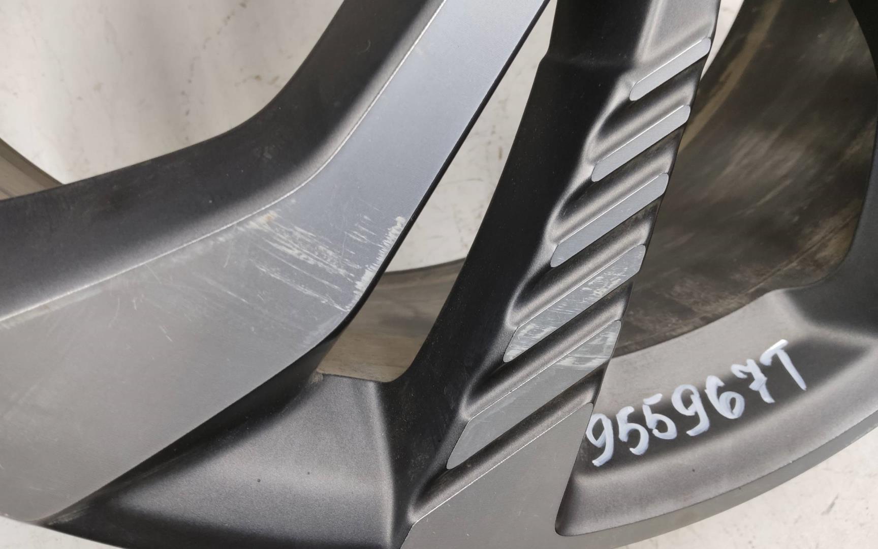 Диск колесный литой легкий сплав