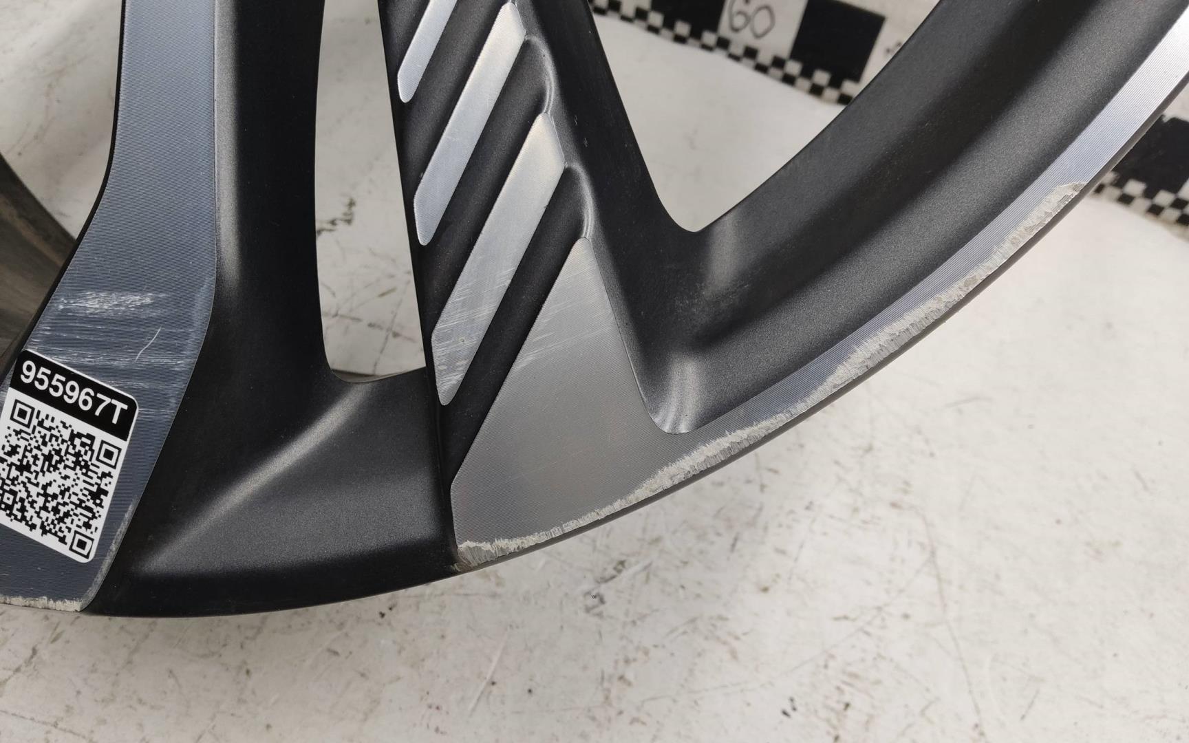 Диск колесный литой легкий сплав