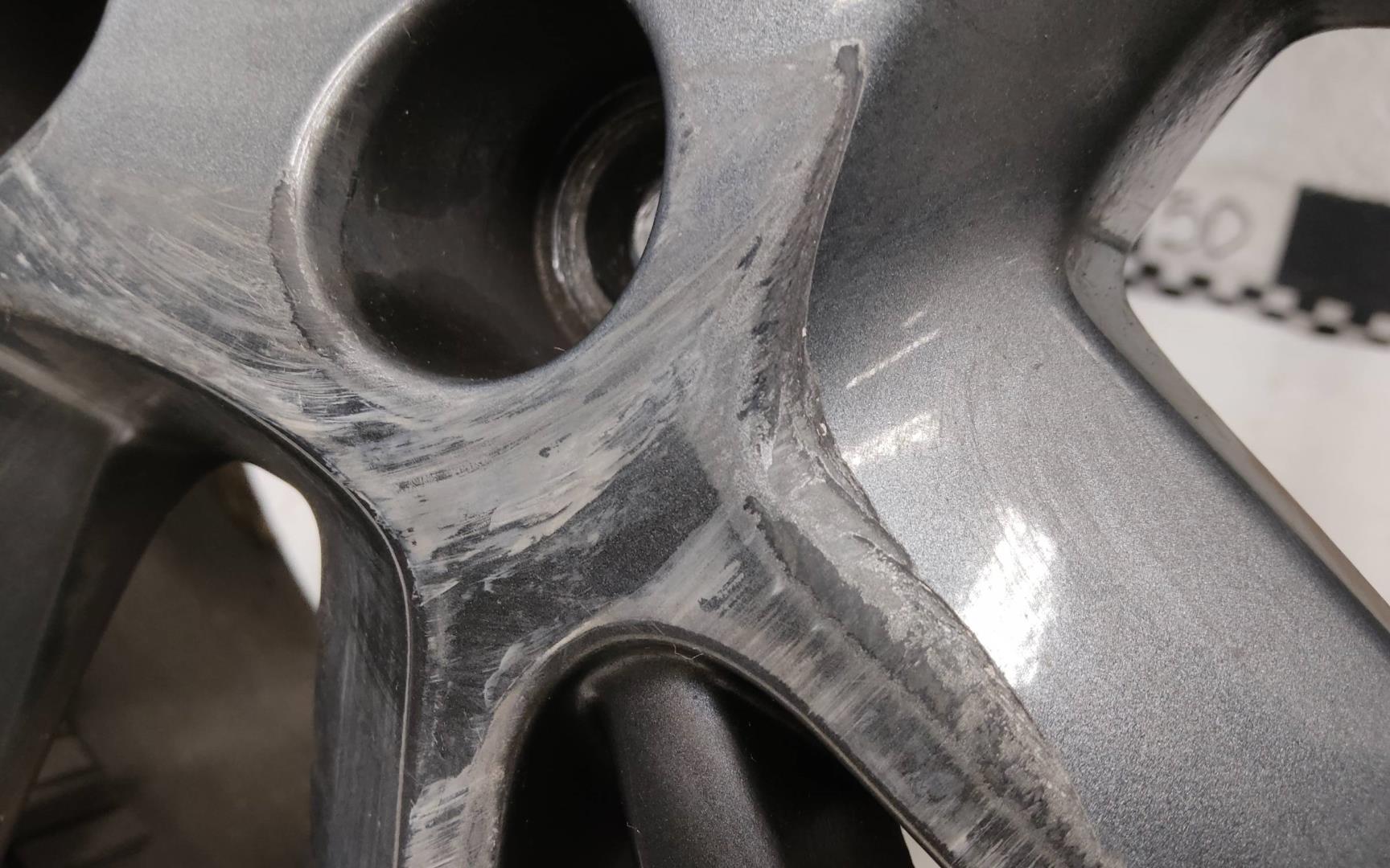 Диск колесный литой легкий сплав