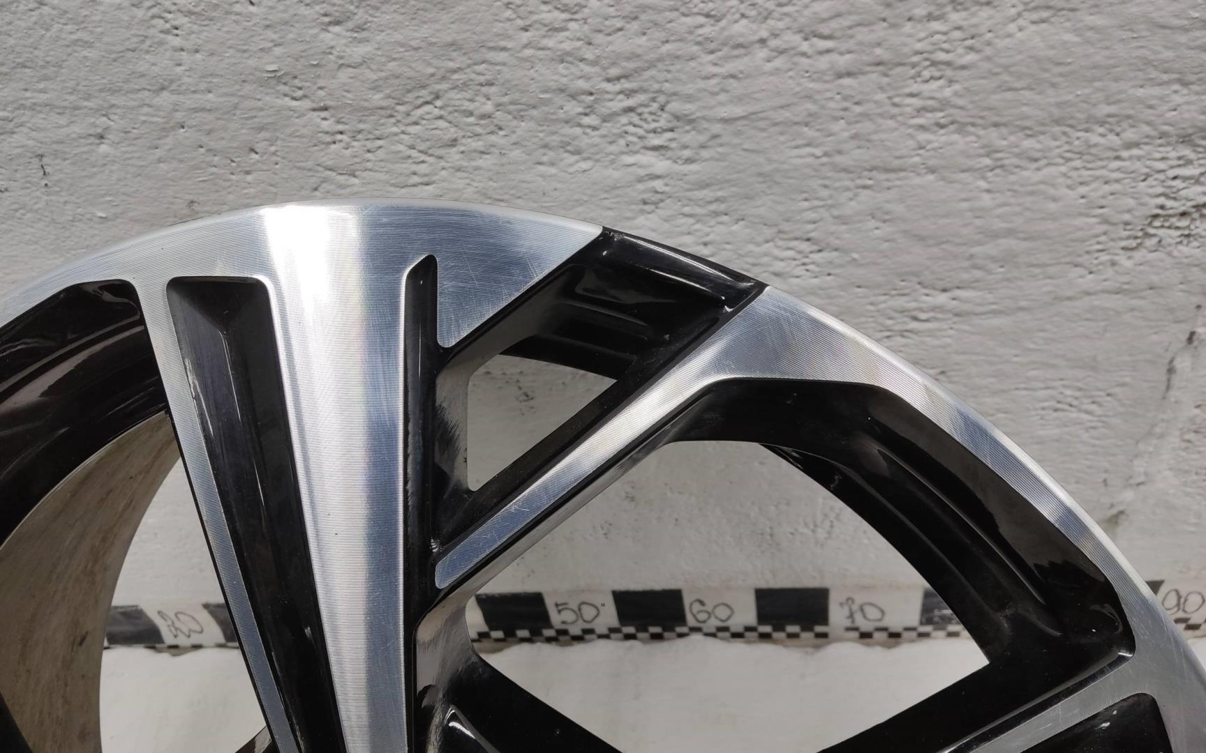 Диск колесный литой легкий сплав