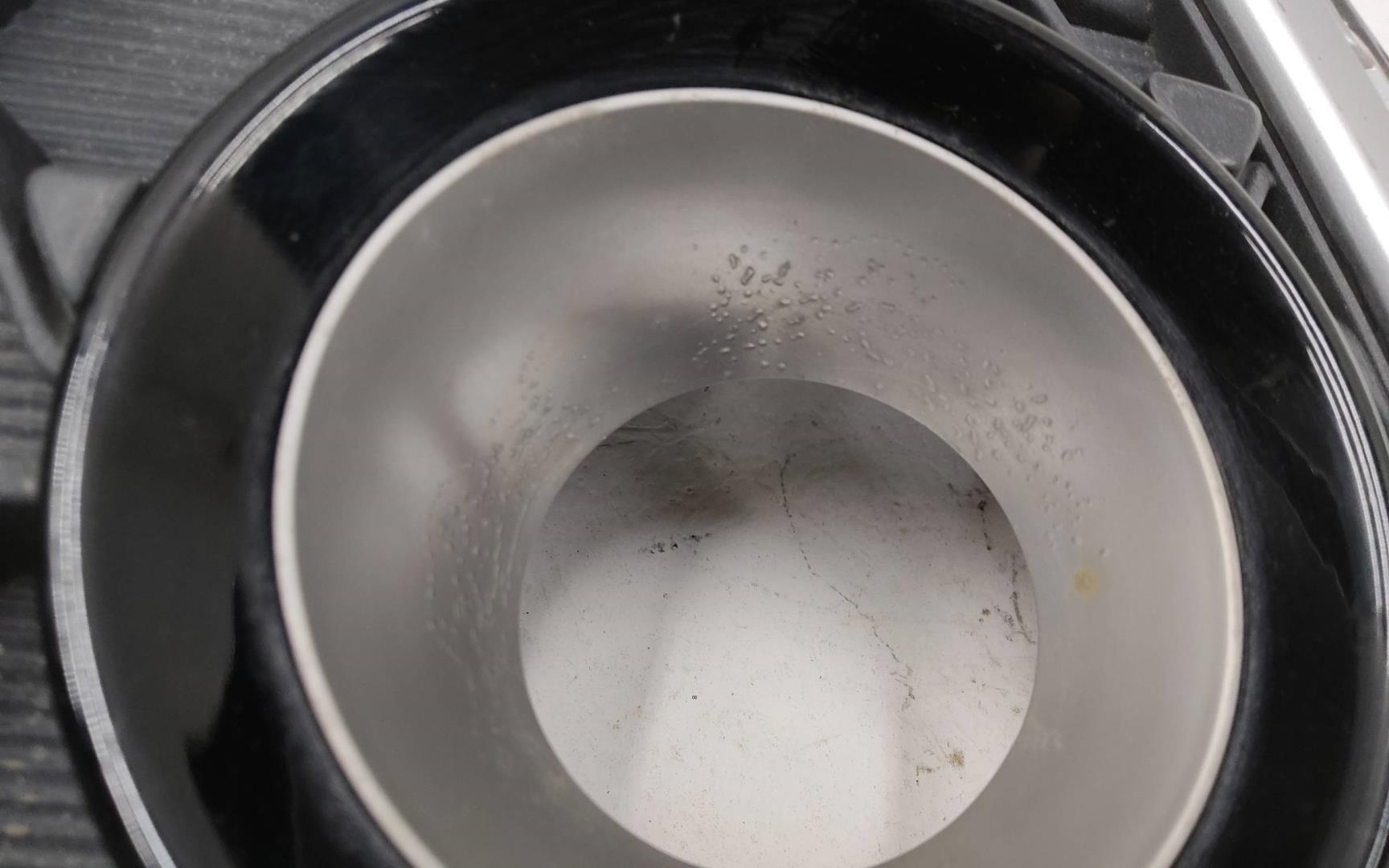 Решетка в бампер центральная