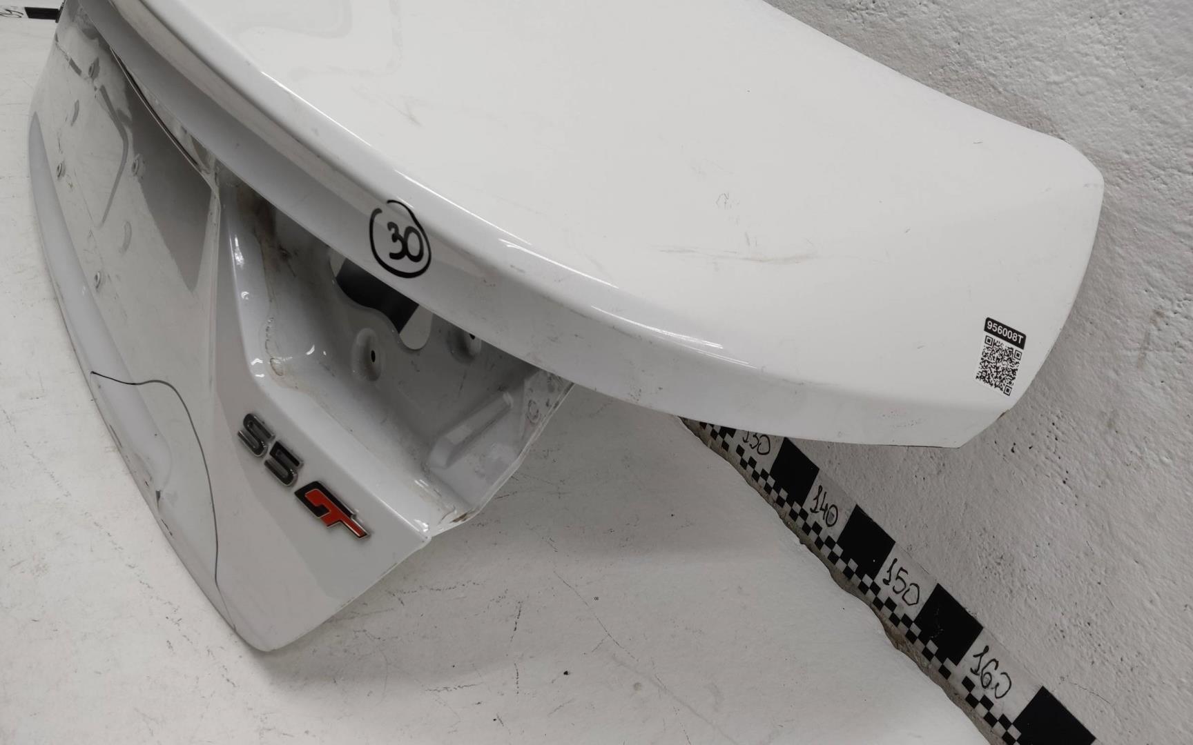 Крышка багажника