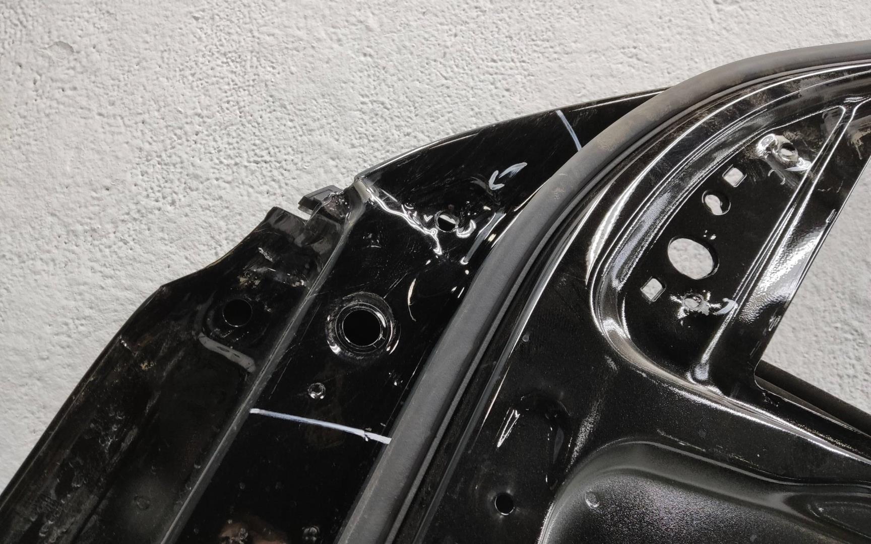 Дверь передняя правая