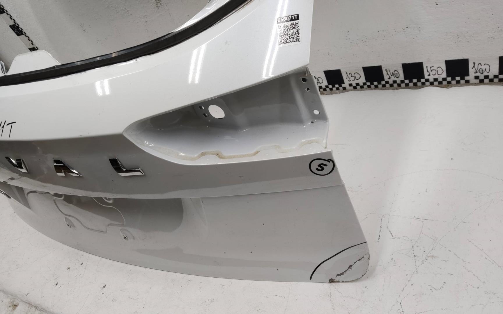 Крышка багажника