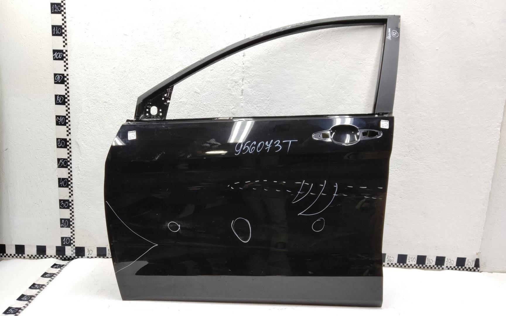 Дверь передняя левая