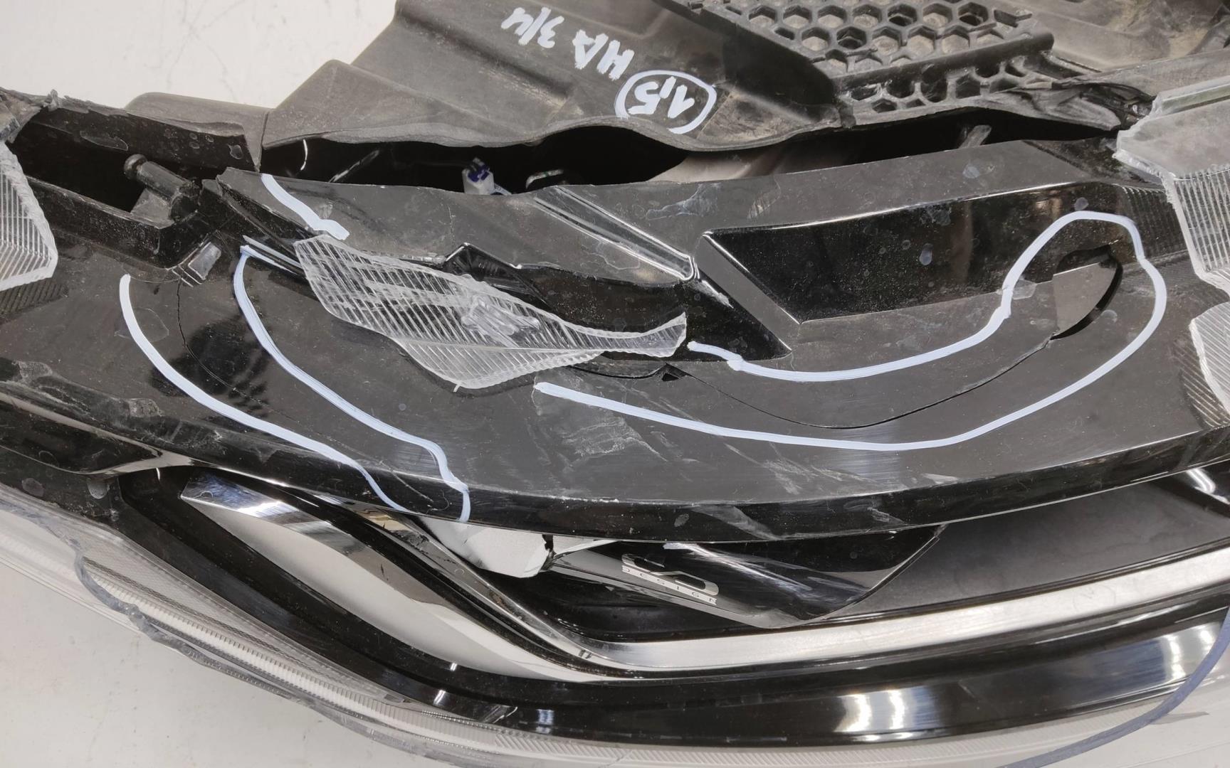 Фара правая