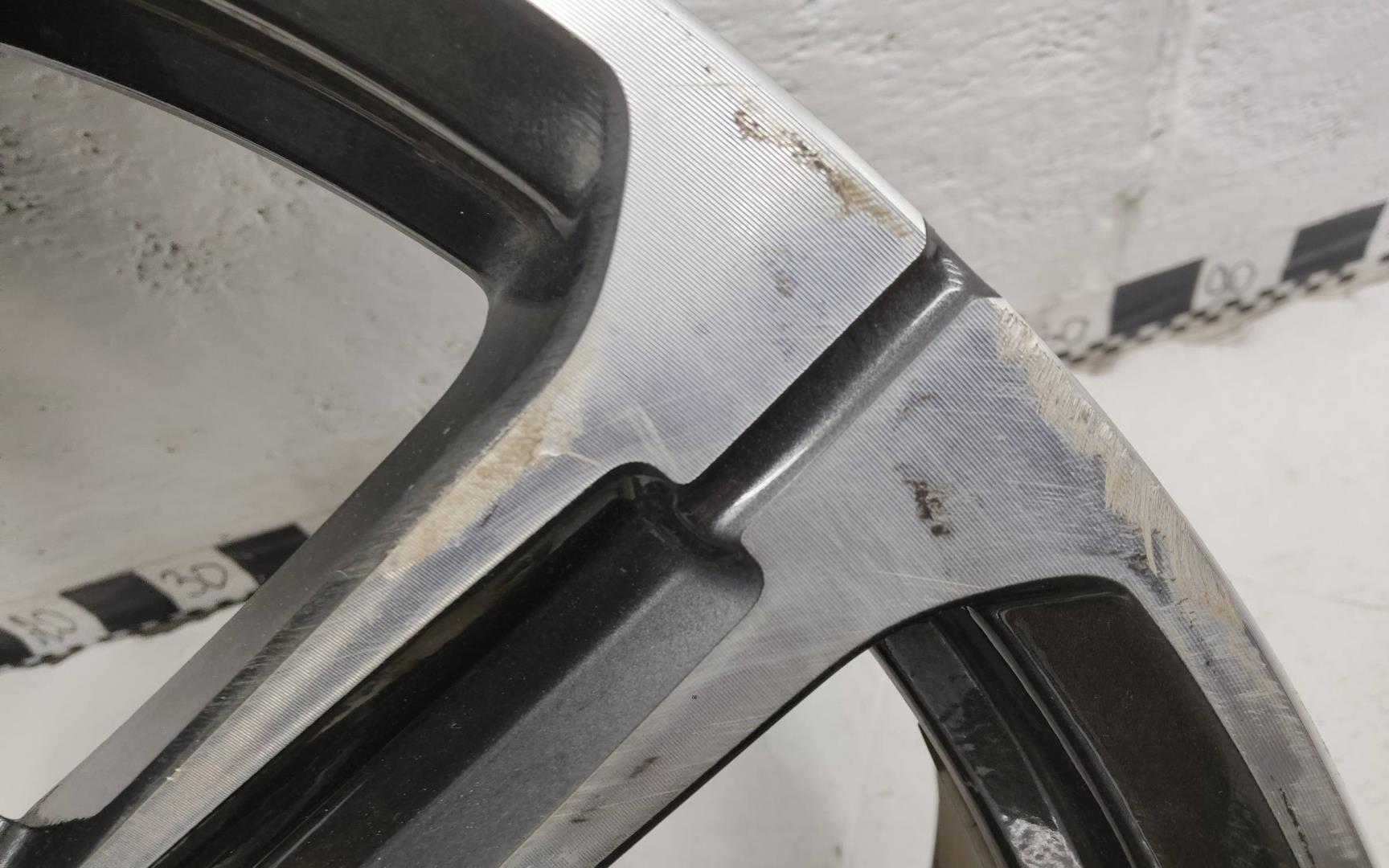 Диск колесный литой легкий сплав