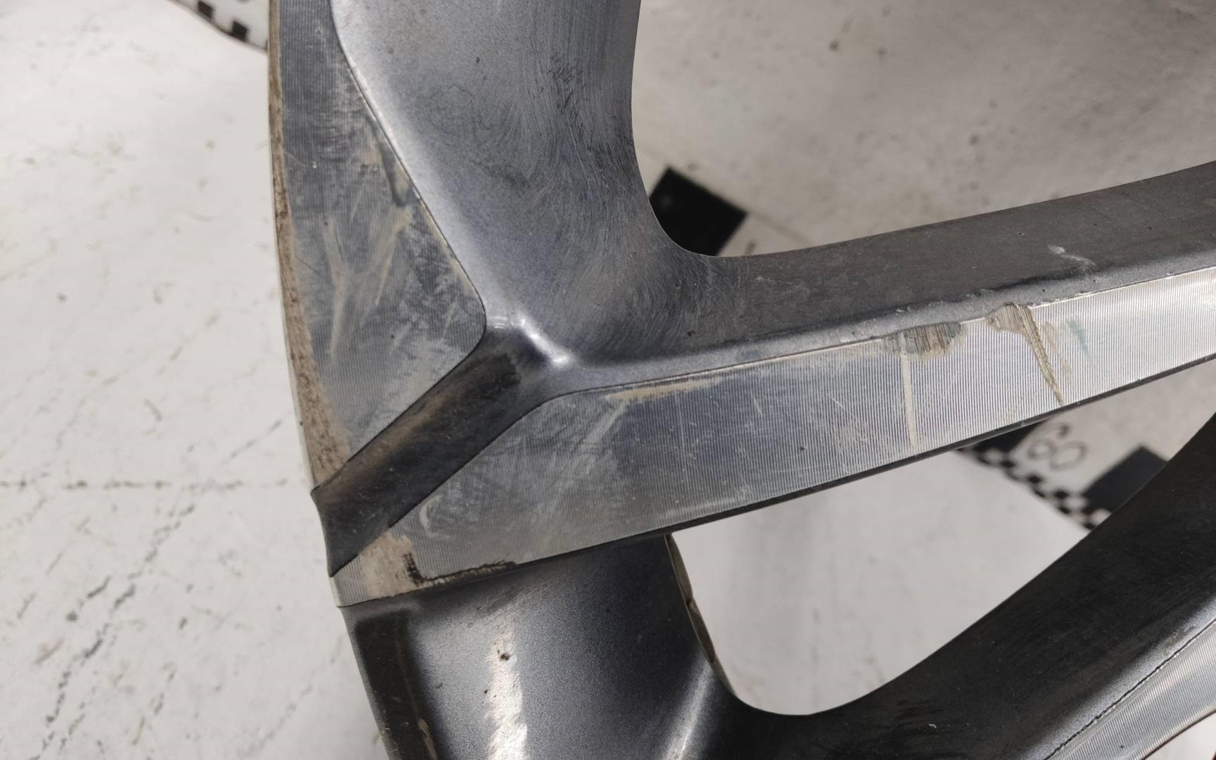 Диск колесный литой легкий сплав