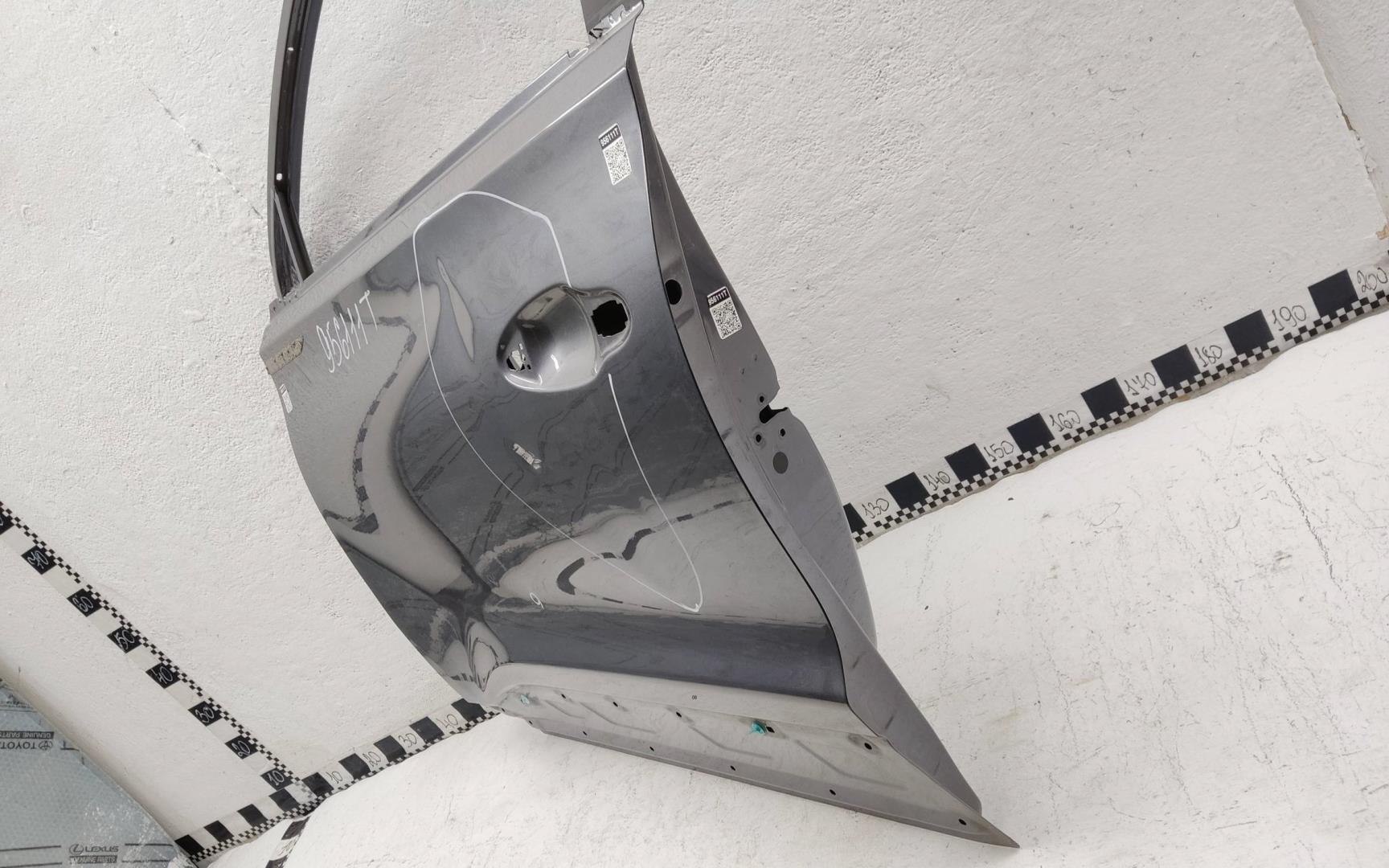 Дверь передняя левая