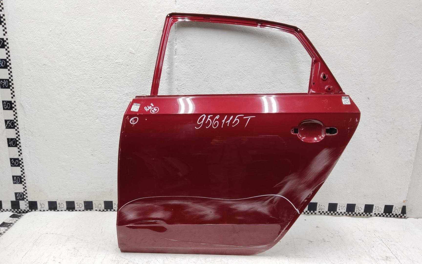 Дверь задняя левая