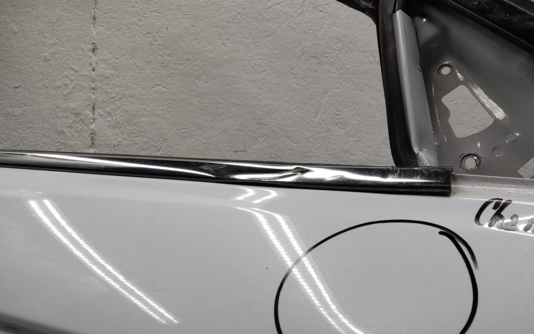 Дверь передняя правая